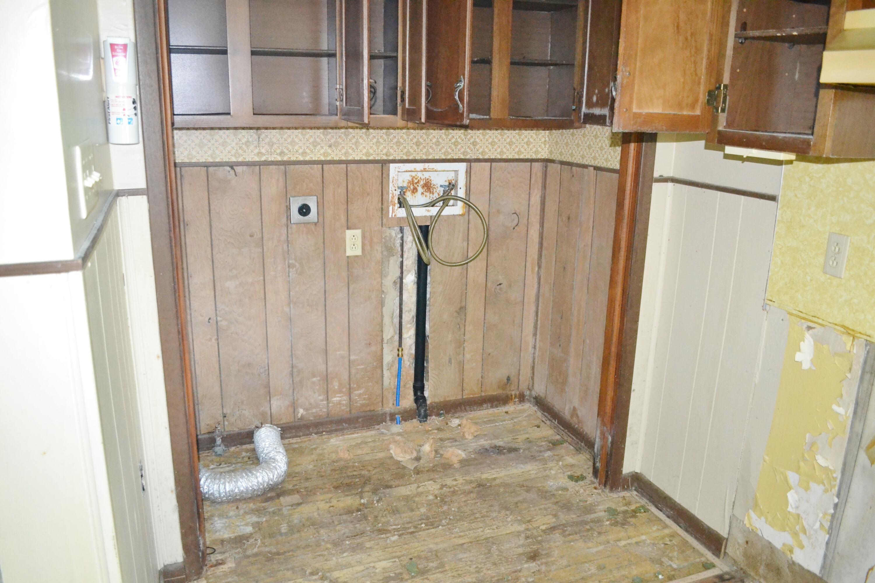 75 S Main Street Property Photo 7
