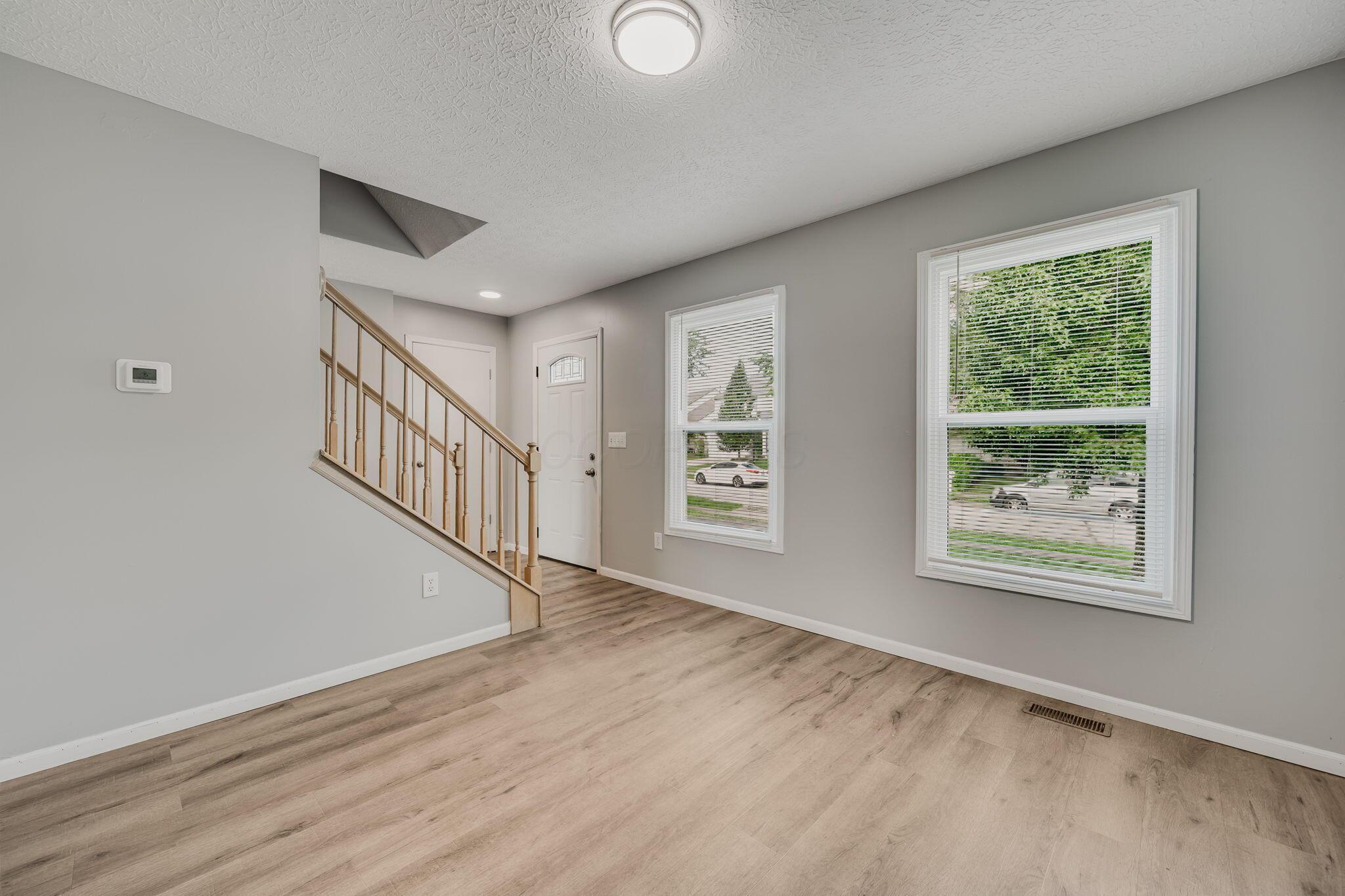 1144 Tenagra Way Property Photo 4