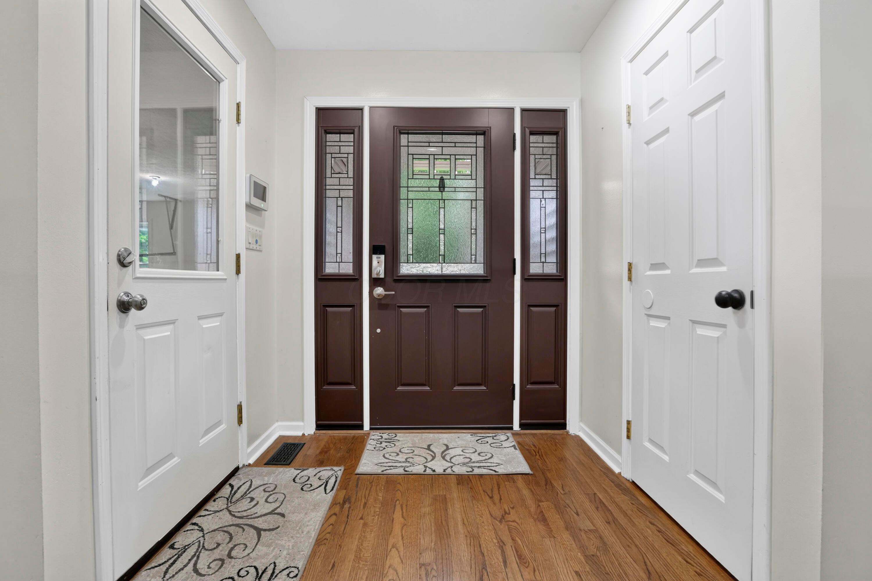 365 Valleybrook Circle Property Photo 4