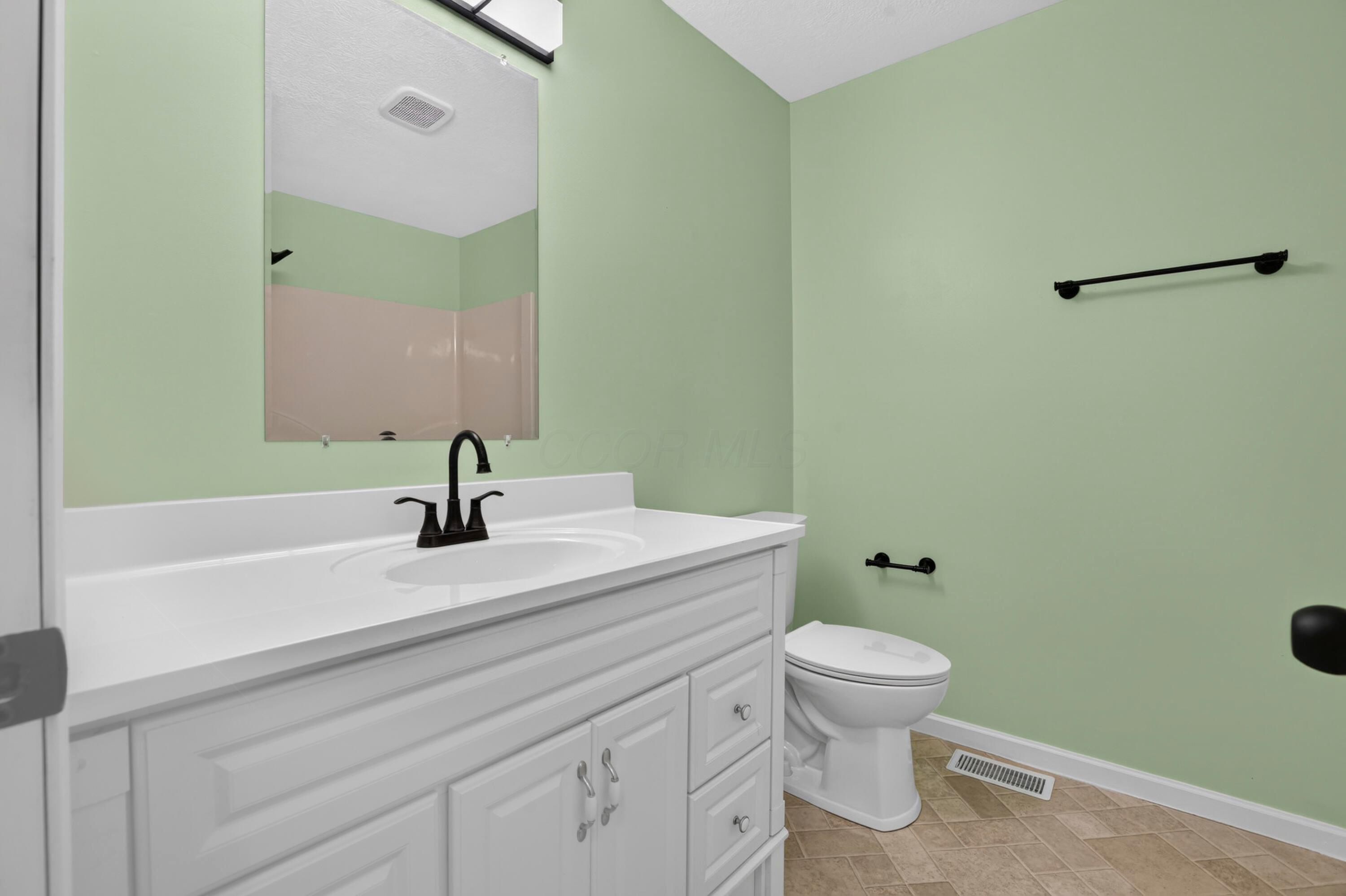 365 Valleybrook Circle Property Photo 26