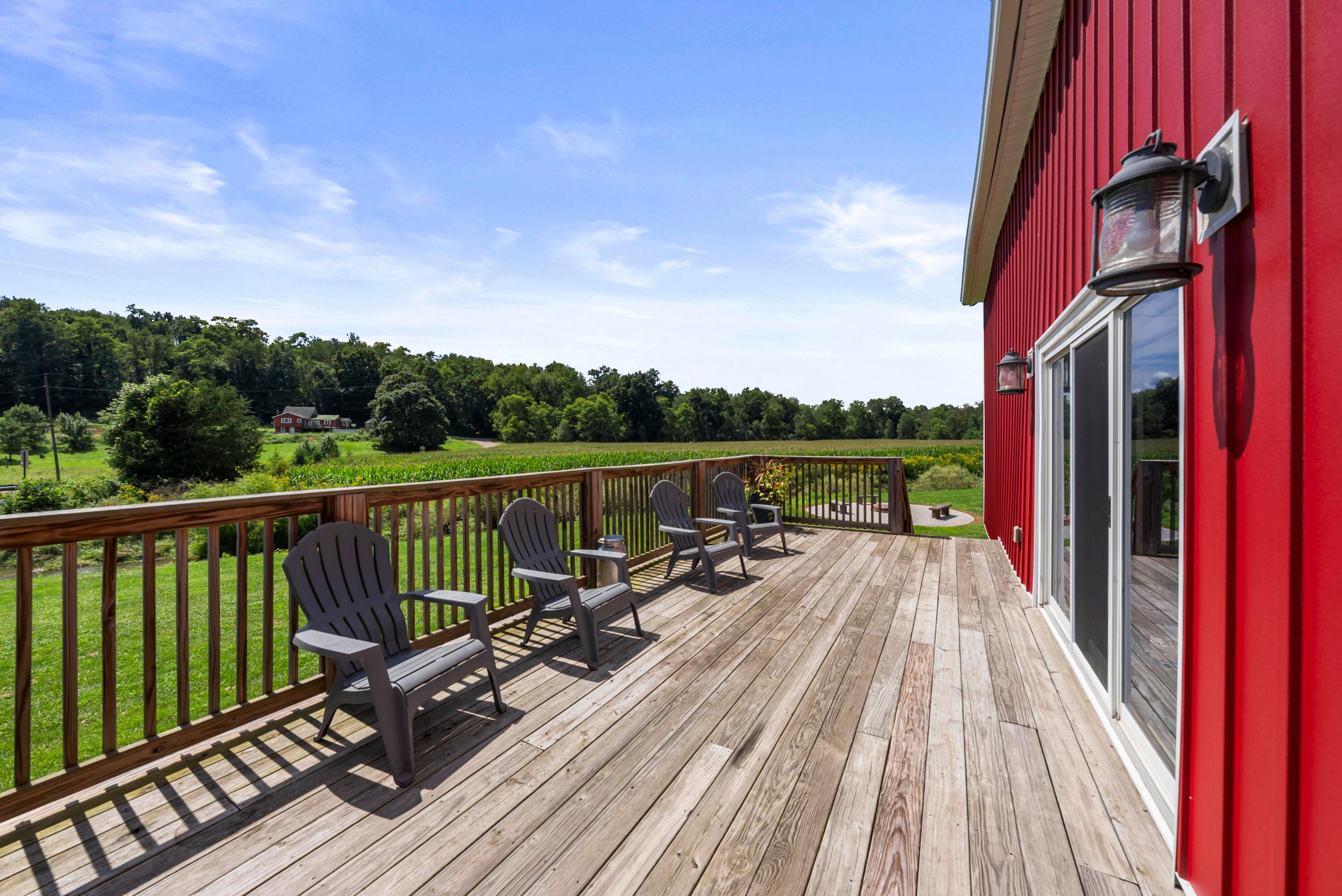 13699 Vincent Road Property Photo 3
