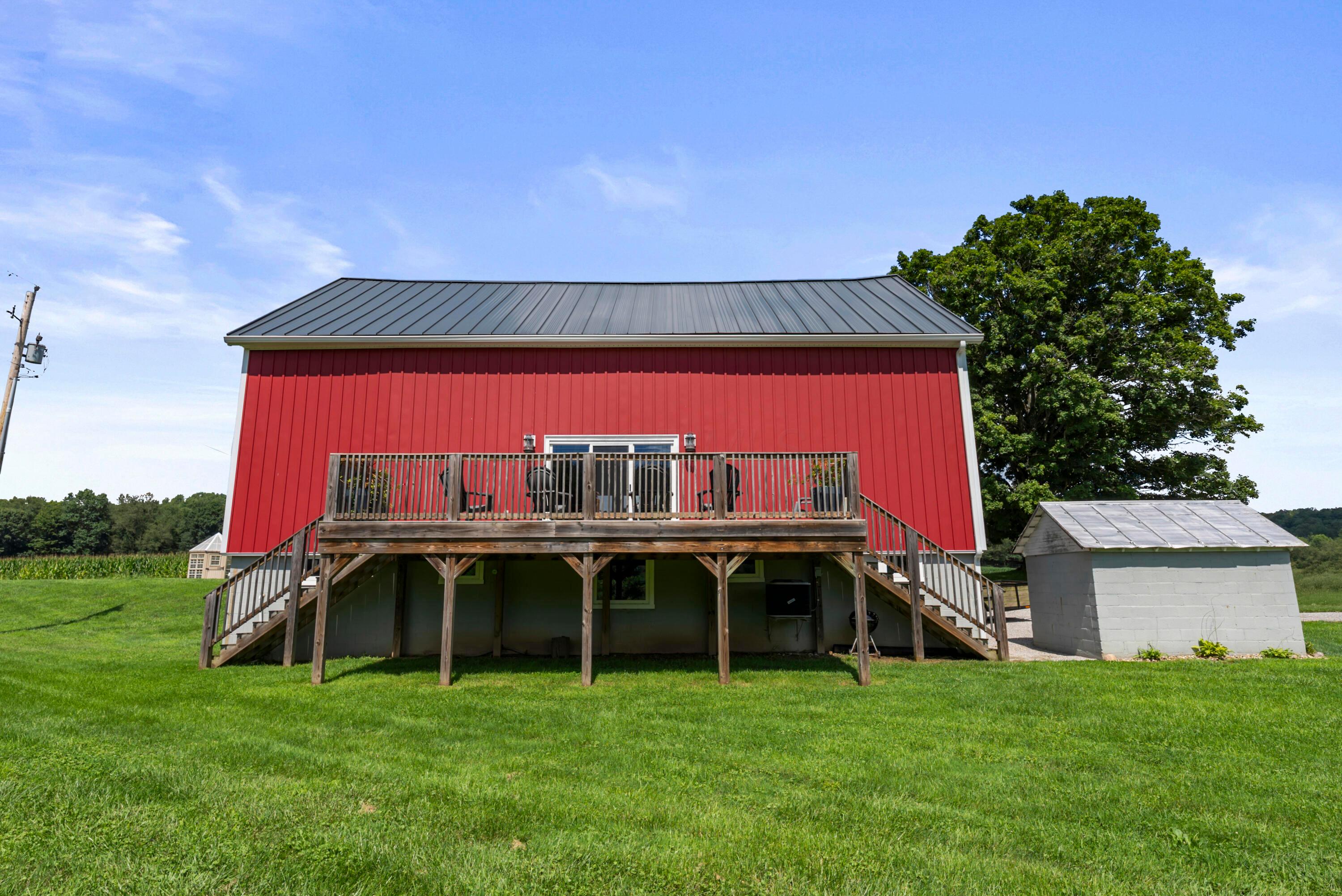 13699 Vincent Road Property Photo 4