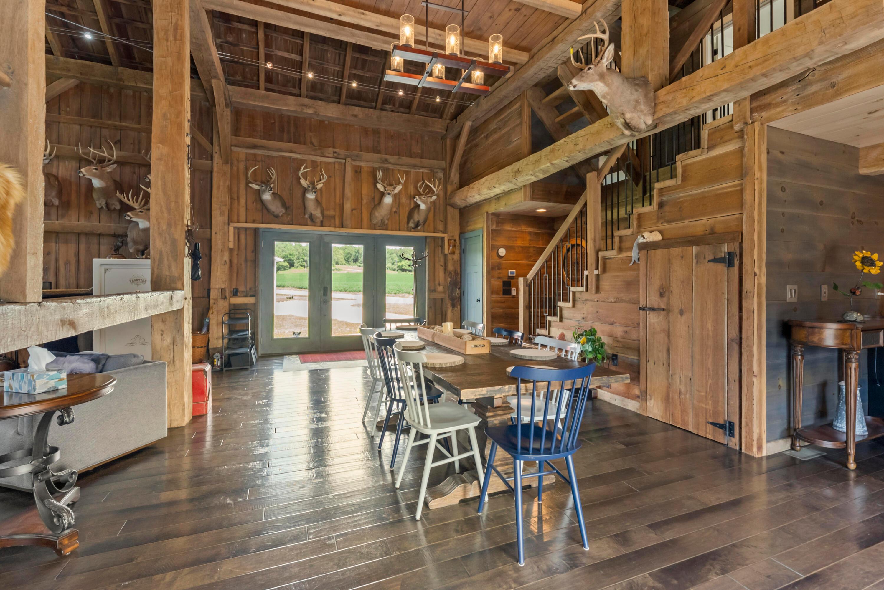 13699 Vincent Road Property Photo 9