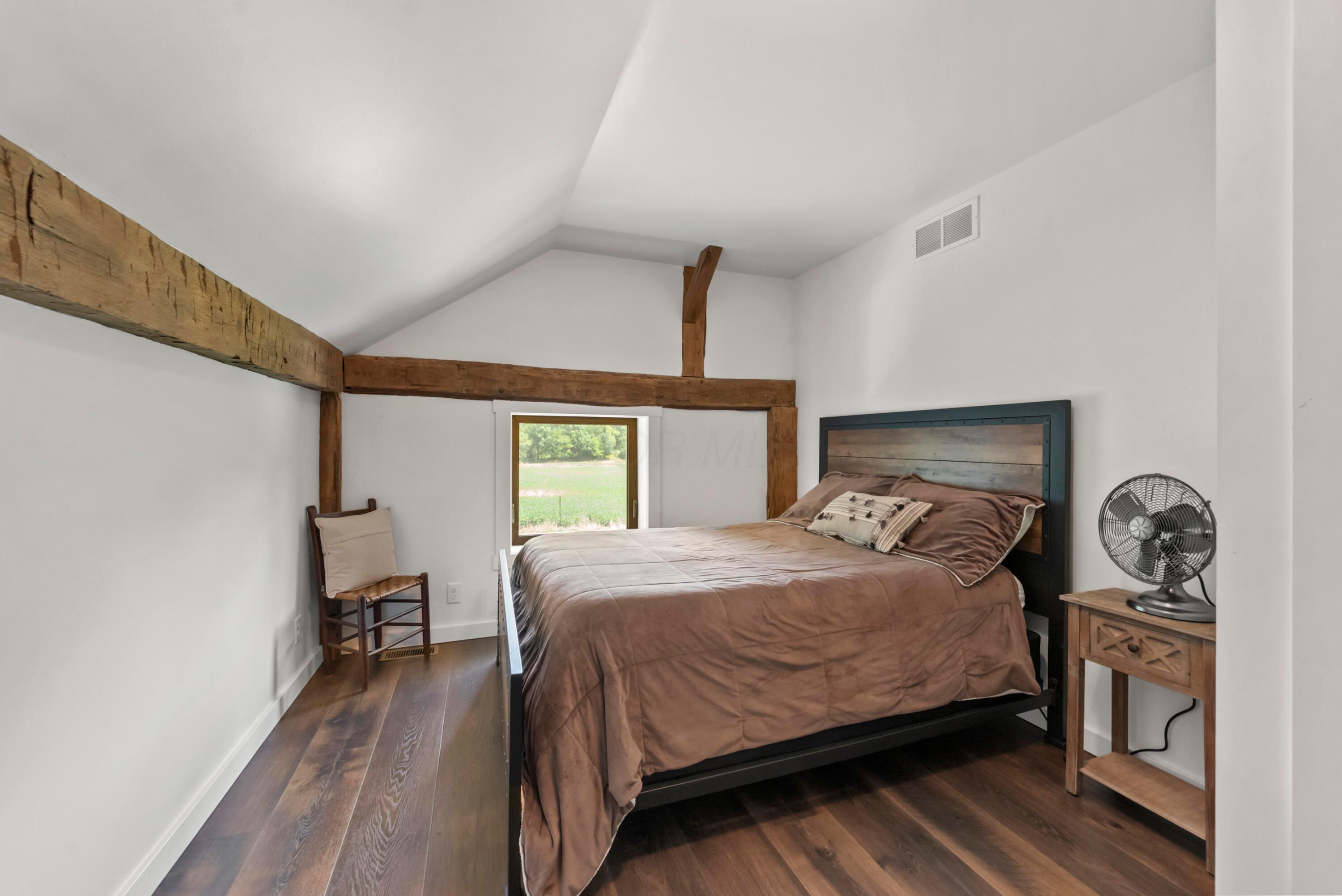 13699 Vincent Road Property Photo 22
