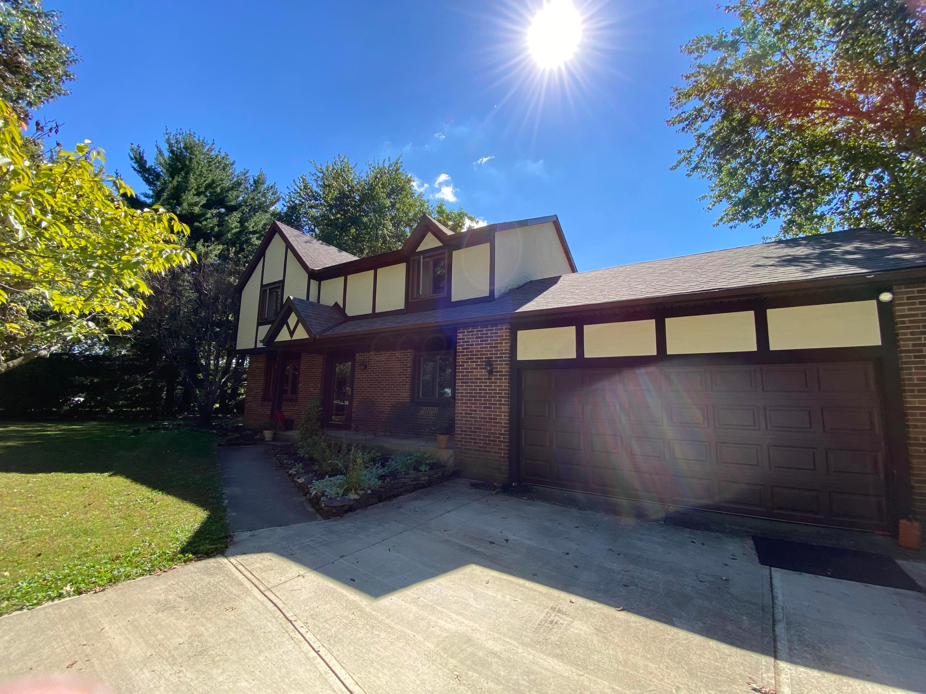 12857 Fox Run Court S Property Photo 2