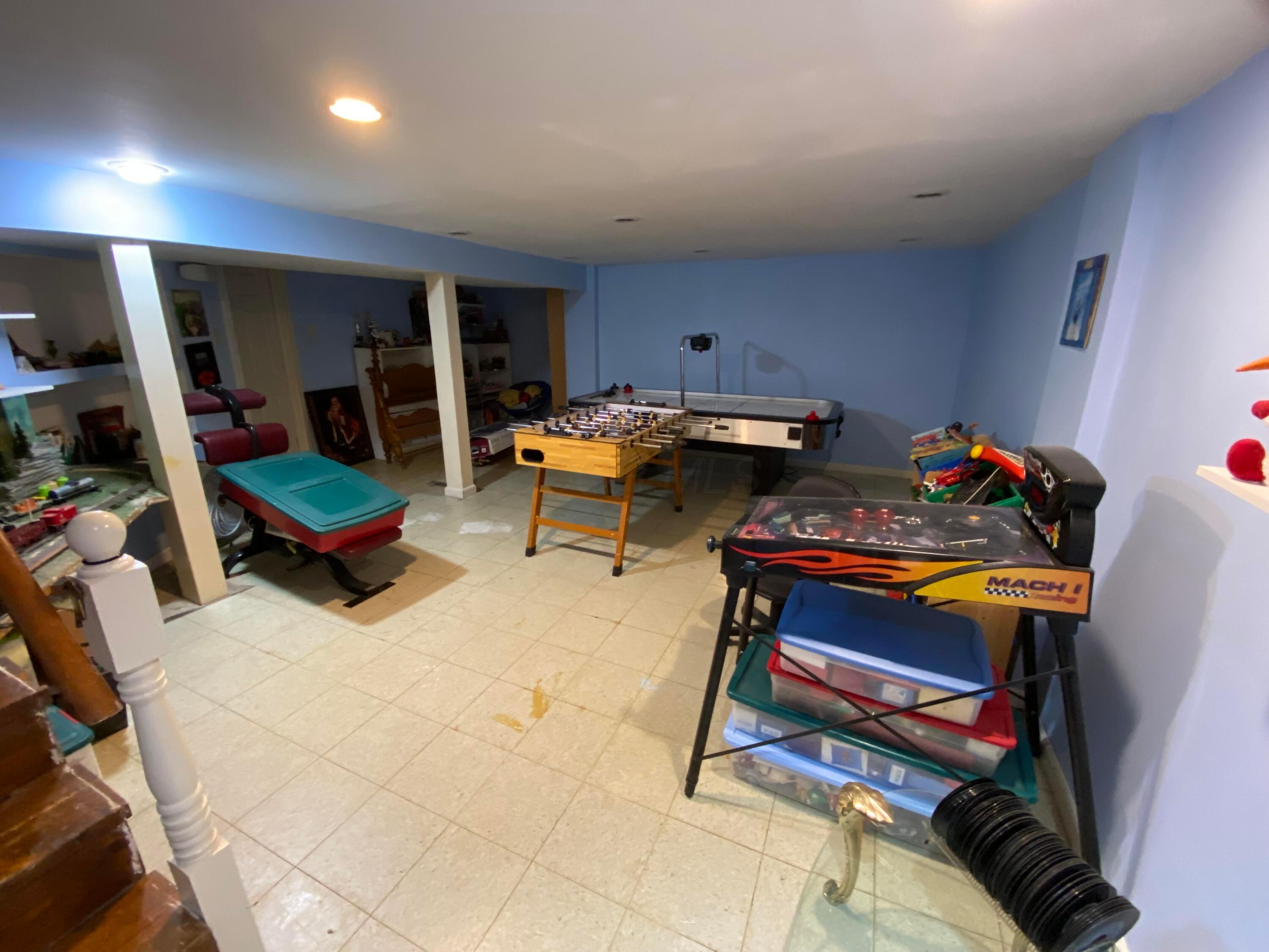 12857 Fox Run Court S Property Photo 32