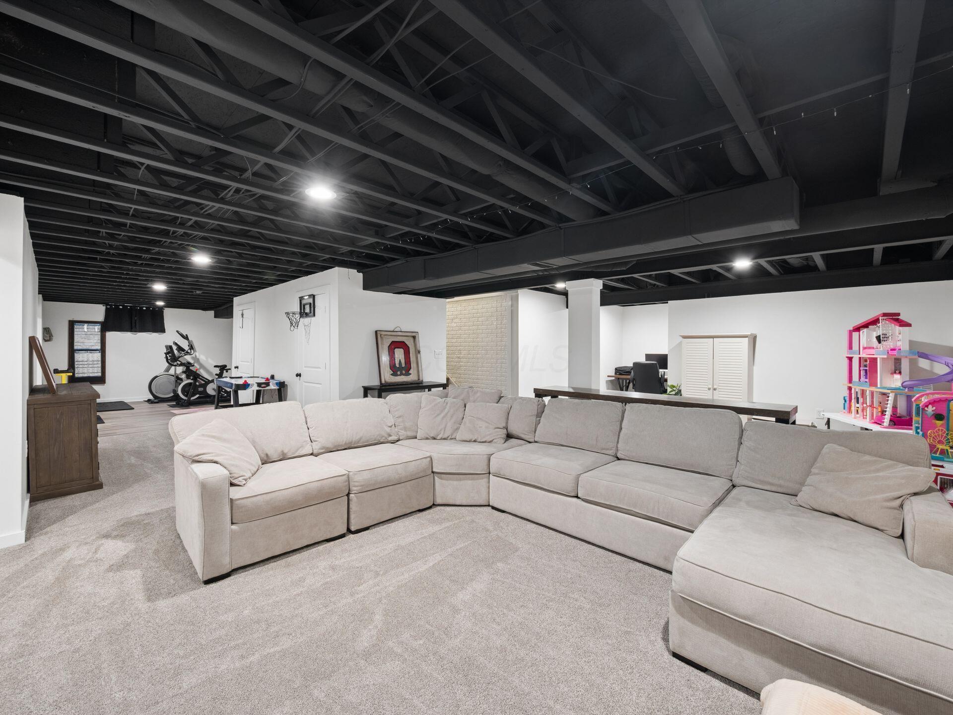 824 Forest Edge Court Property Photo 21