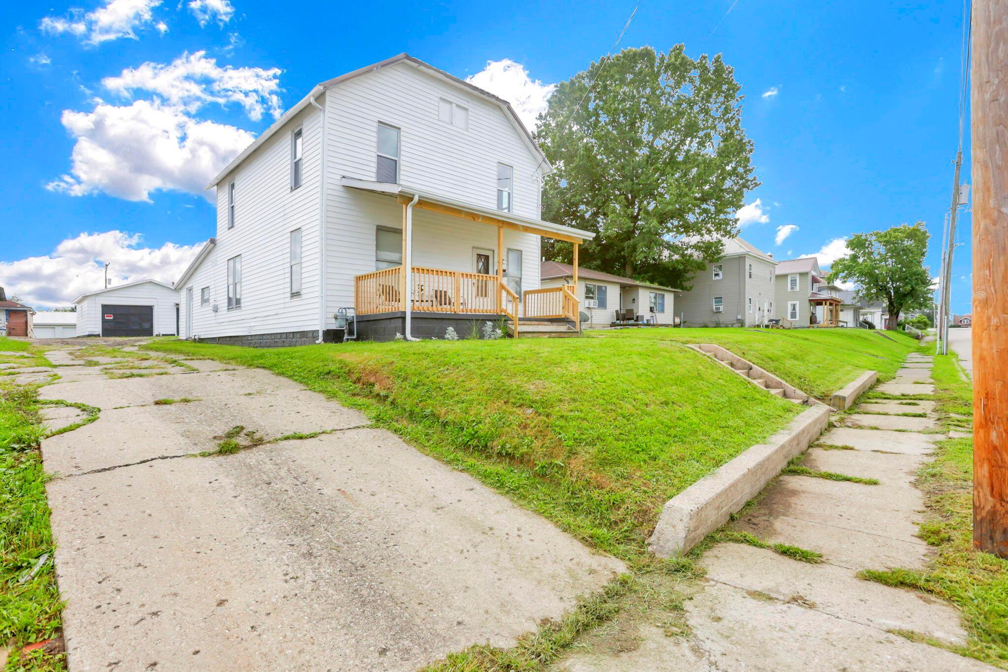 235 S Maple Heights Property Photo 40