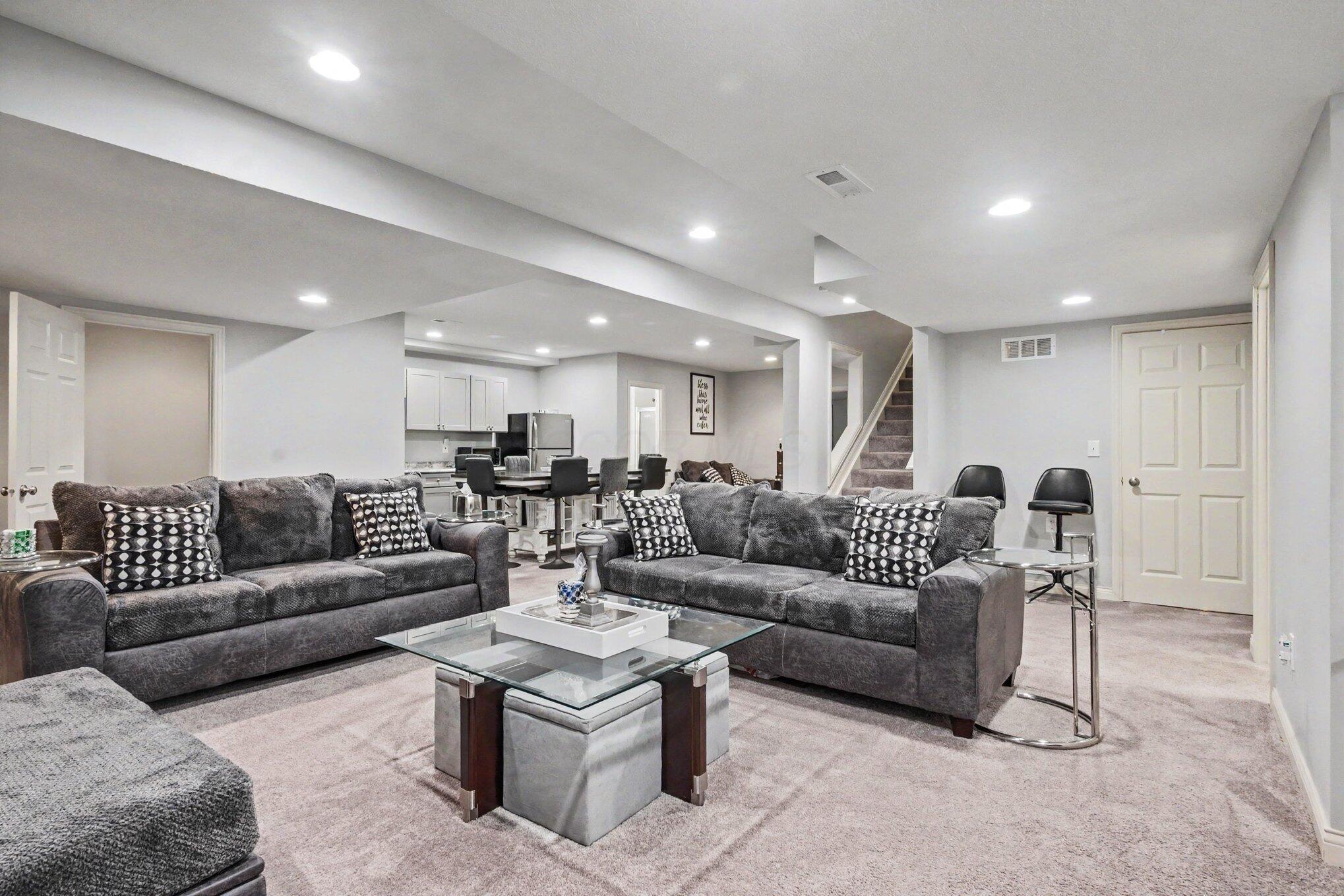 2702 Regaldo Drive Property Photo 18