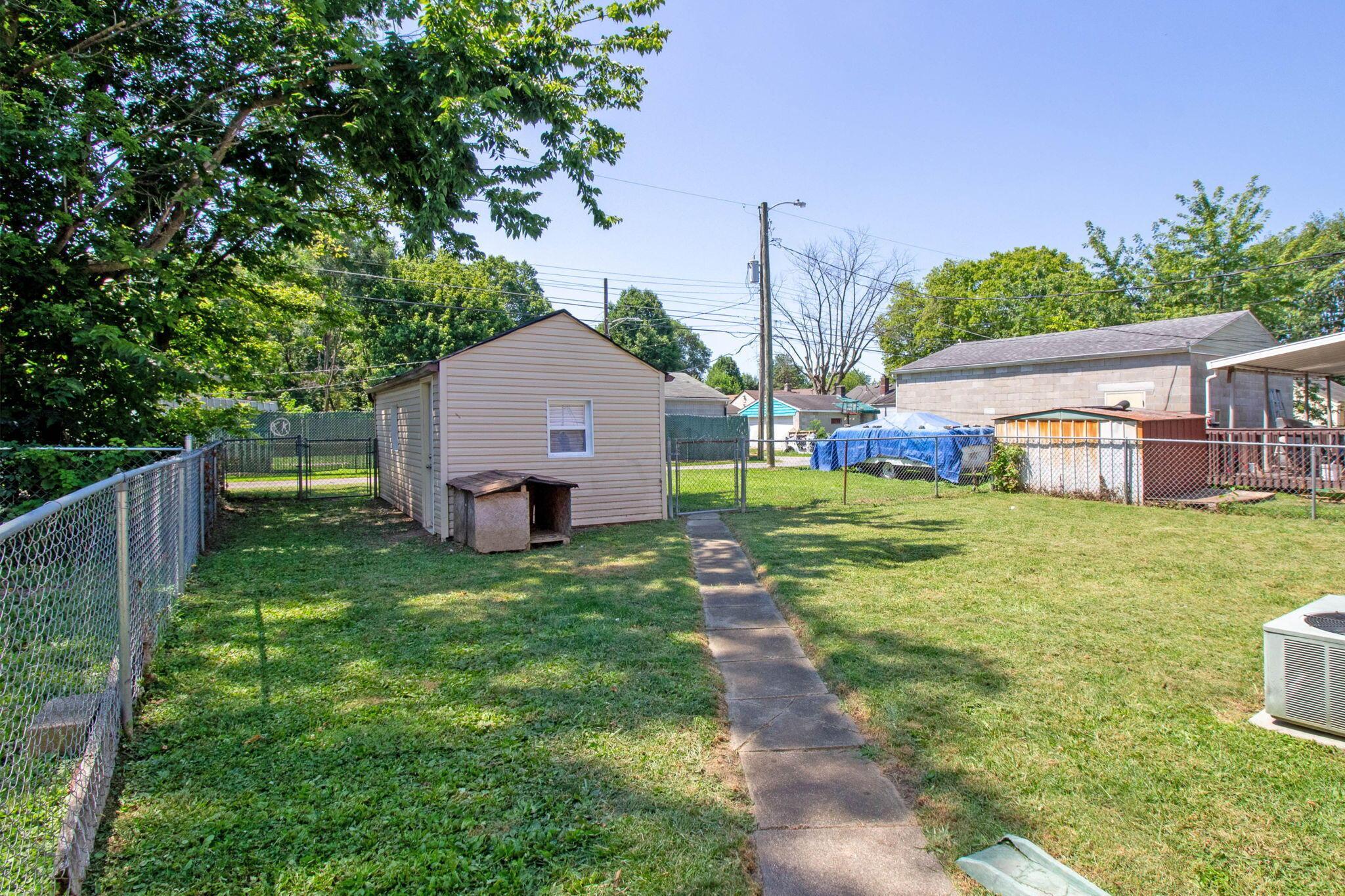 1059 Lawrence Drive Property Photo 4
