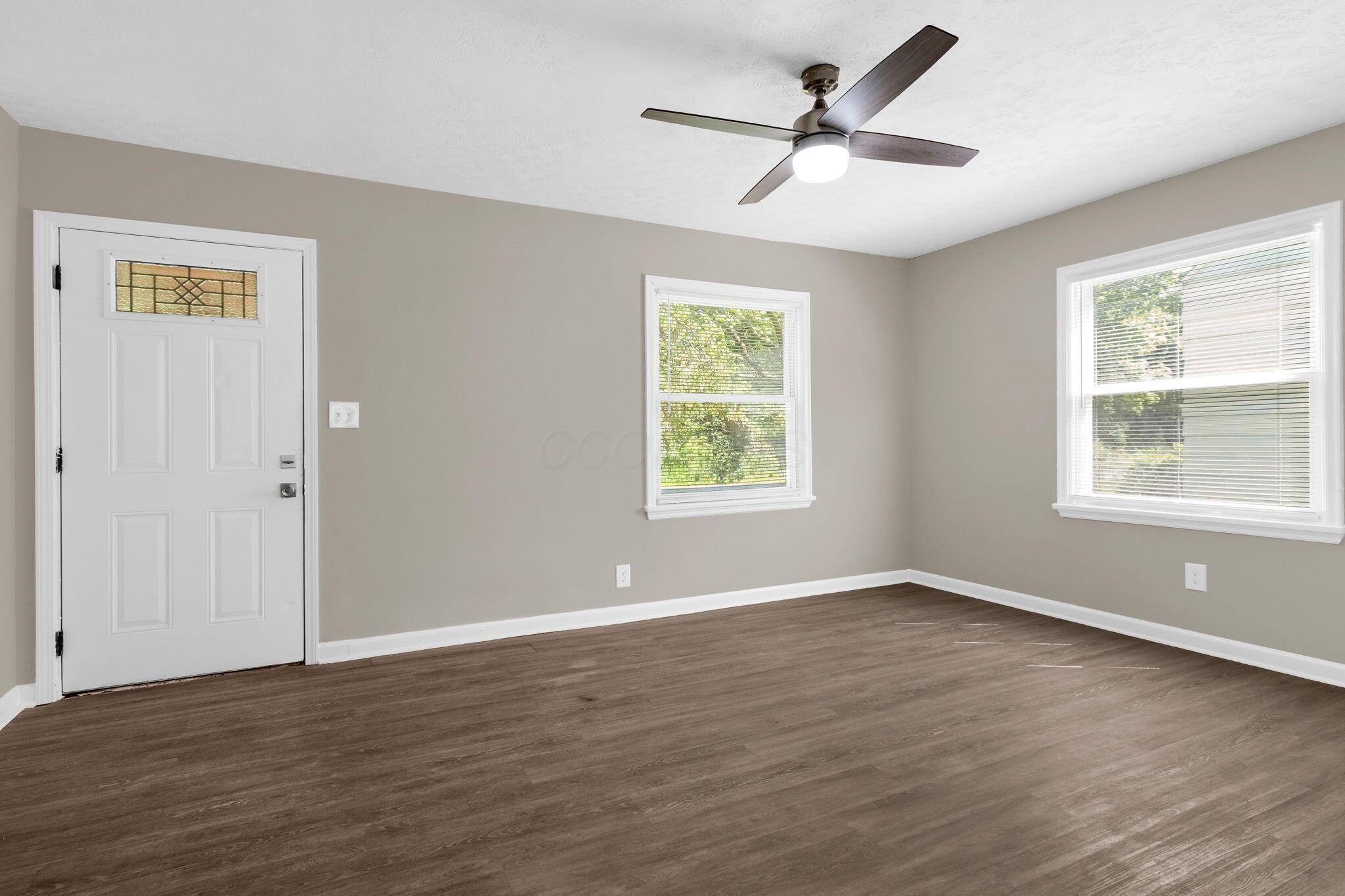 1059 Lawrence Drive Property Photo 11