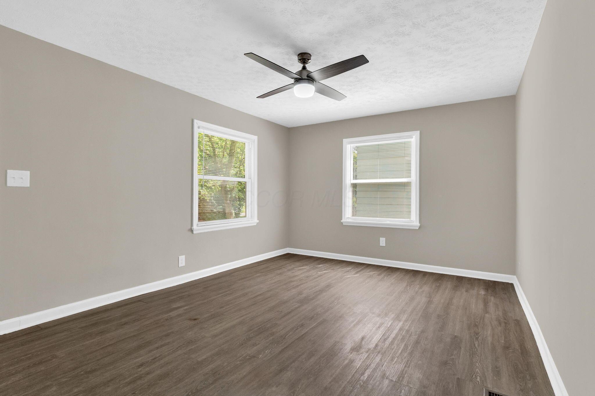 1059 Lawrence Drive Property Photo 12
