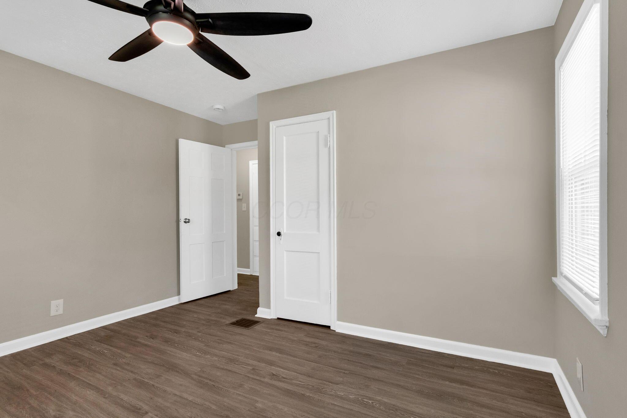 1059 Lawrence Drive Property Photo 20