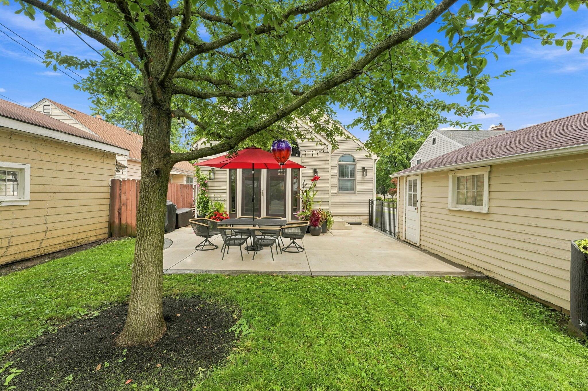 557 Fallis Road Property Photo 43