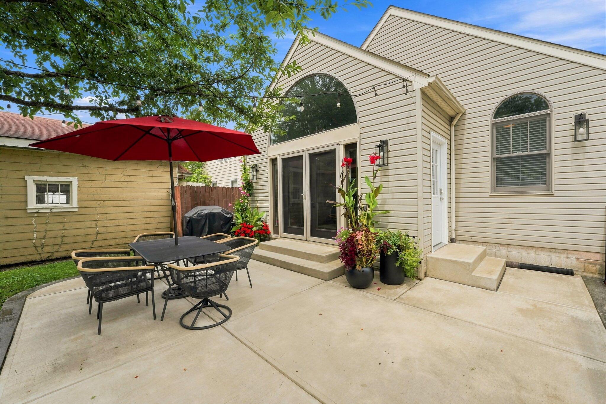 557 Fallis Road Property Photo 46