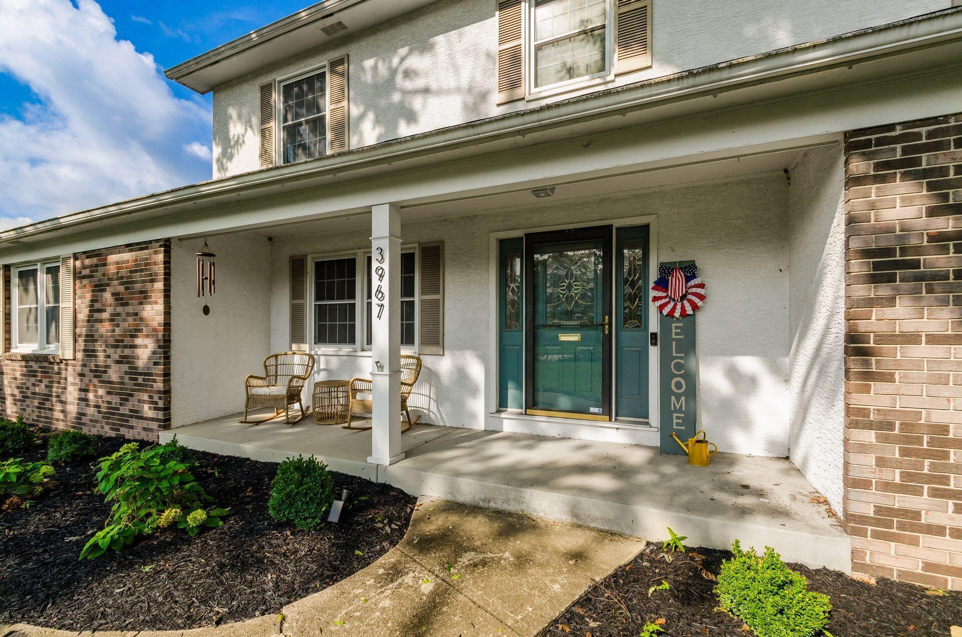 3967 Reed Road Property Photo 4