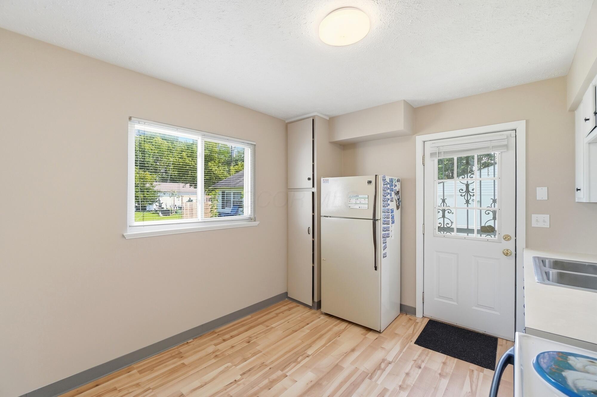 2189 Safford Avenue Property Photo 7