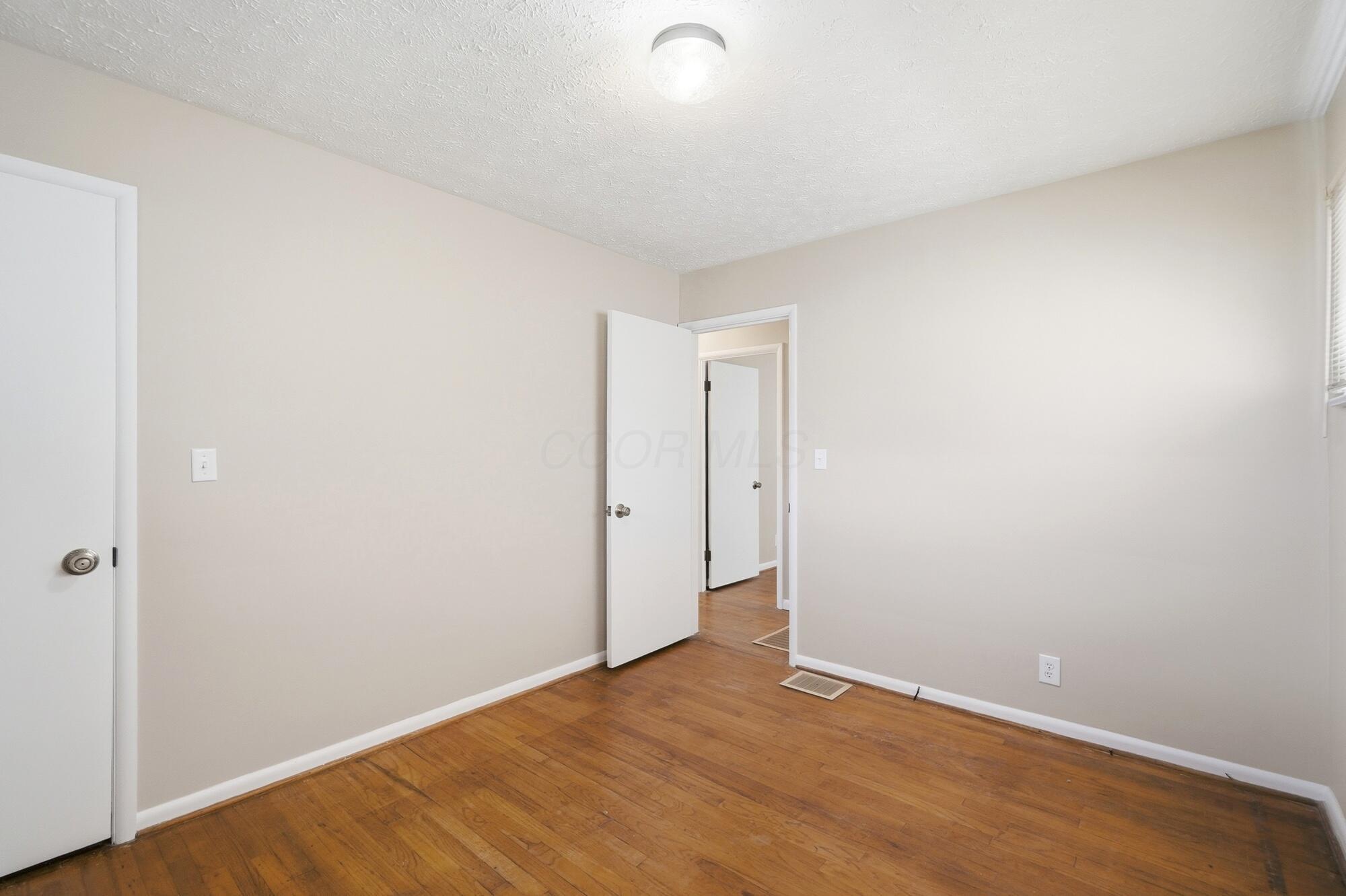 2189 Safford Avenue Property Photo 17