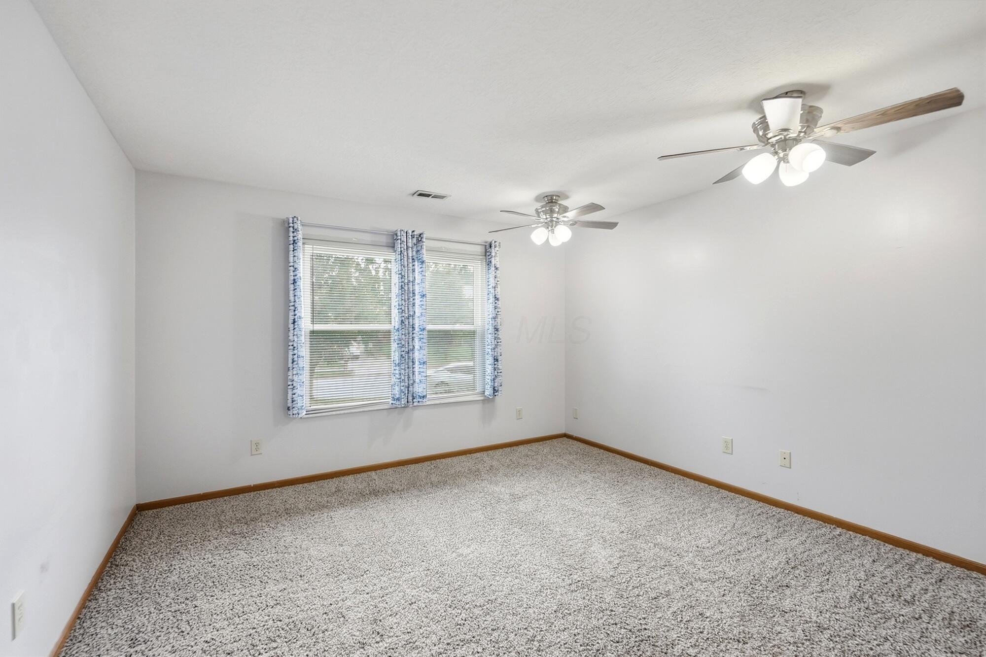 786 Crevis Lane Property Photo 13