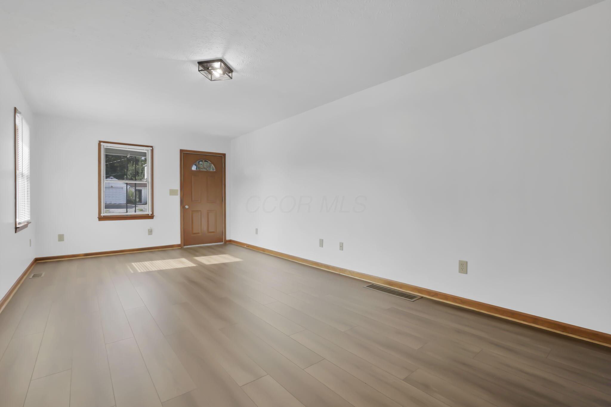 935 Reese Avenue Property Photo 15