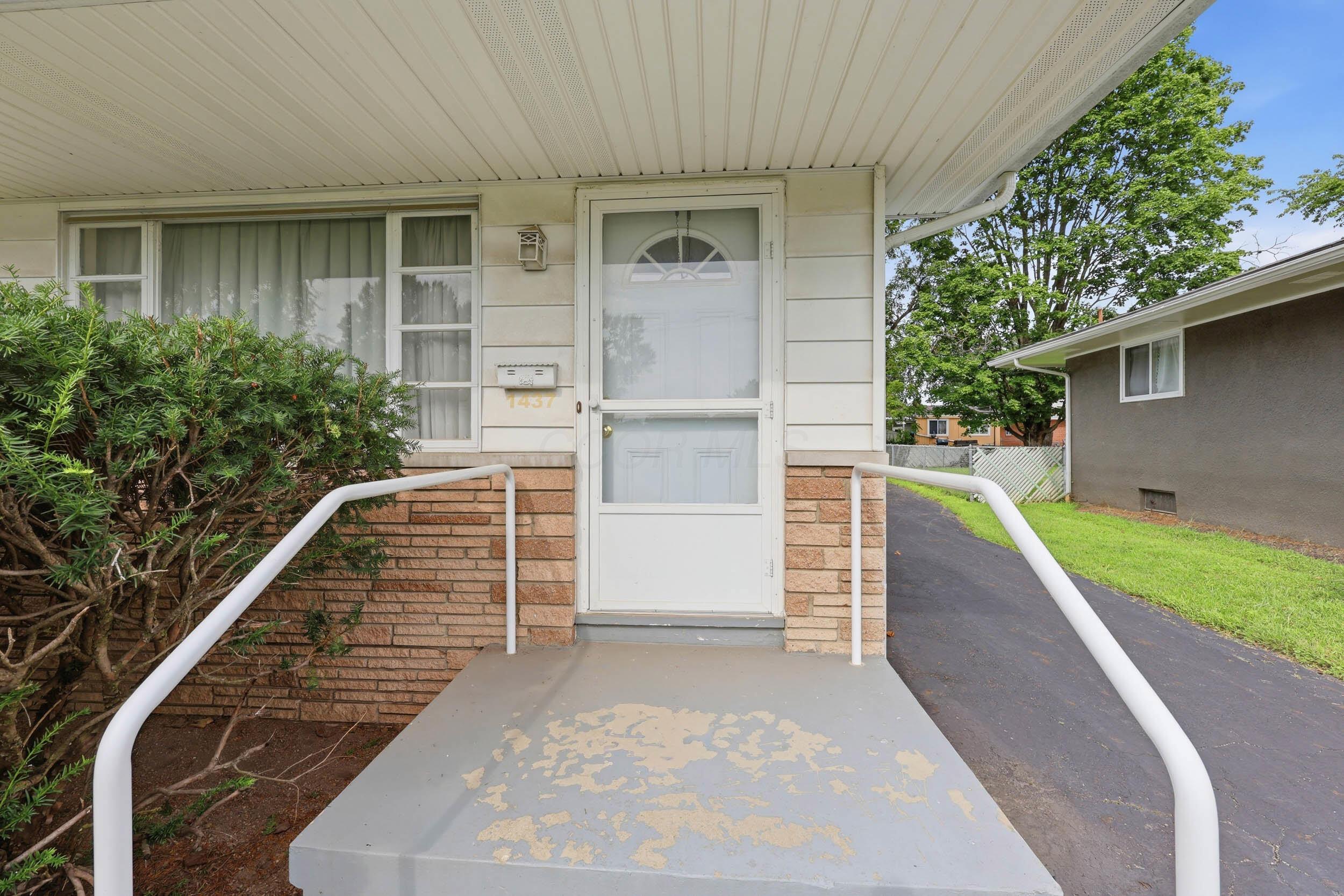 1437 Cunard Road Property Photo 3