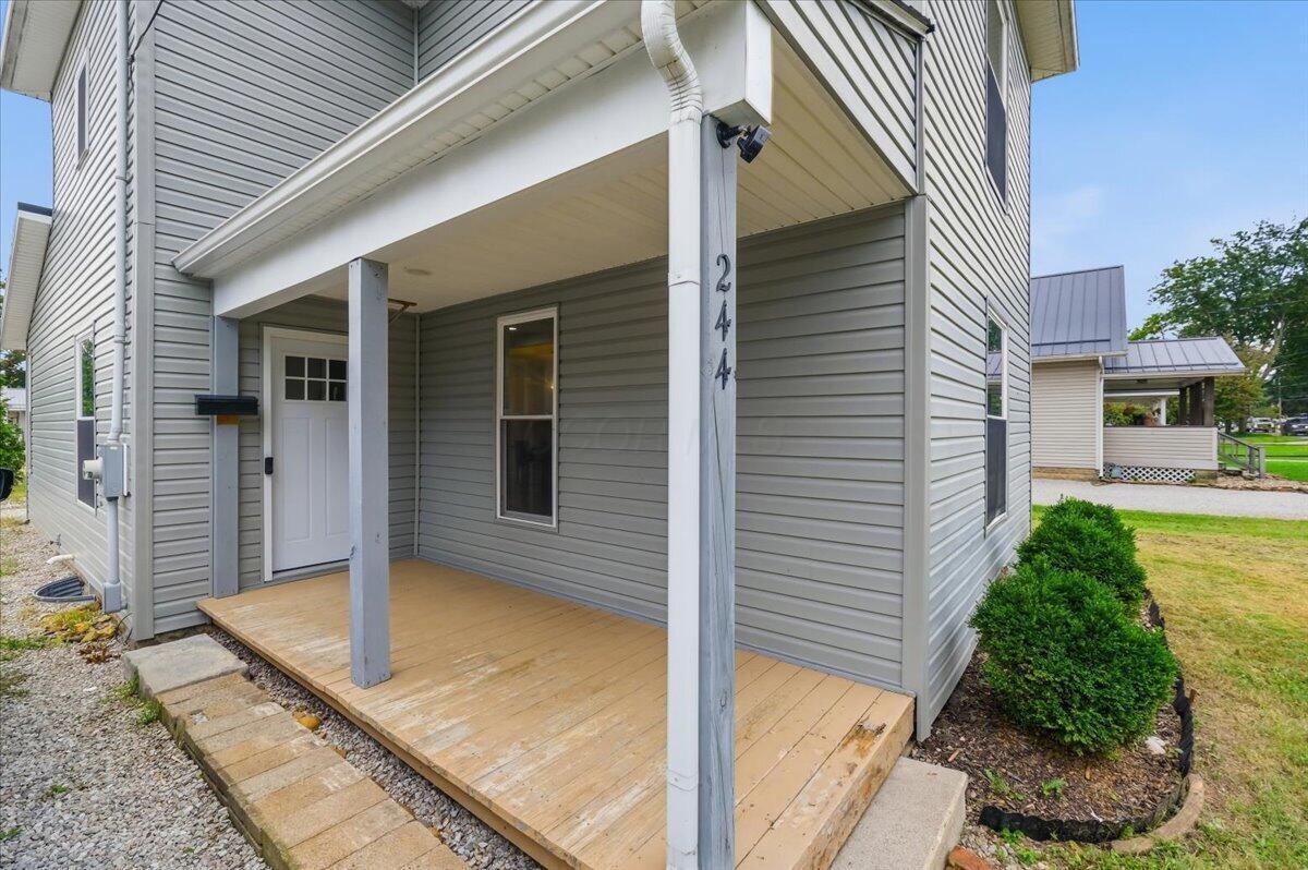 244 Newark Road Property Photo 5