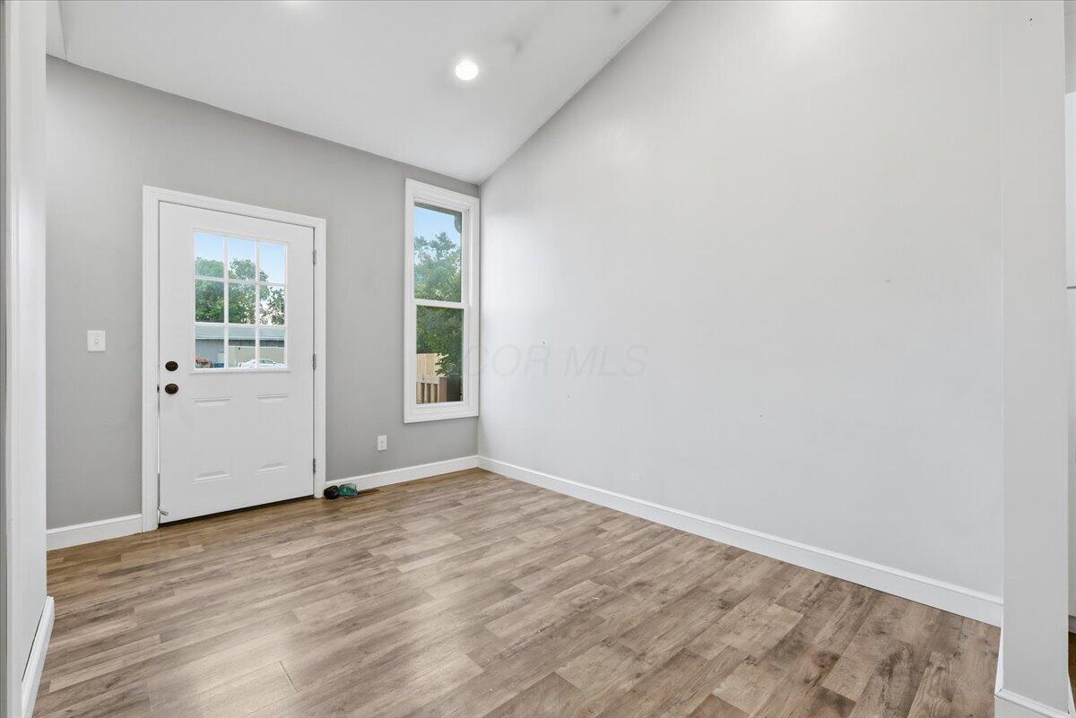 244 Newark Road Property Photo 16