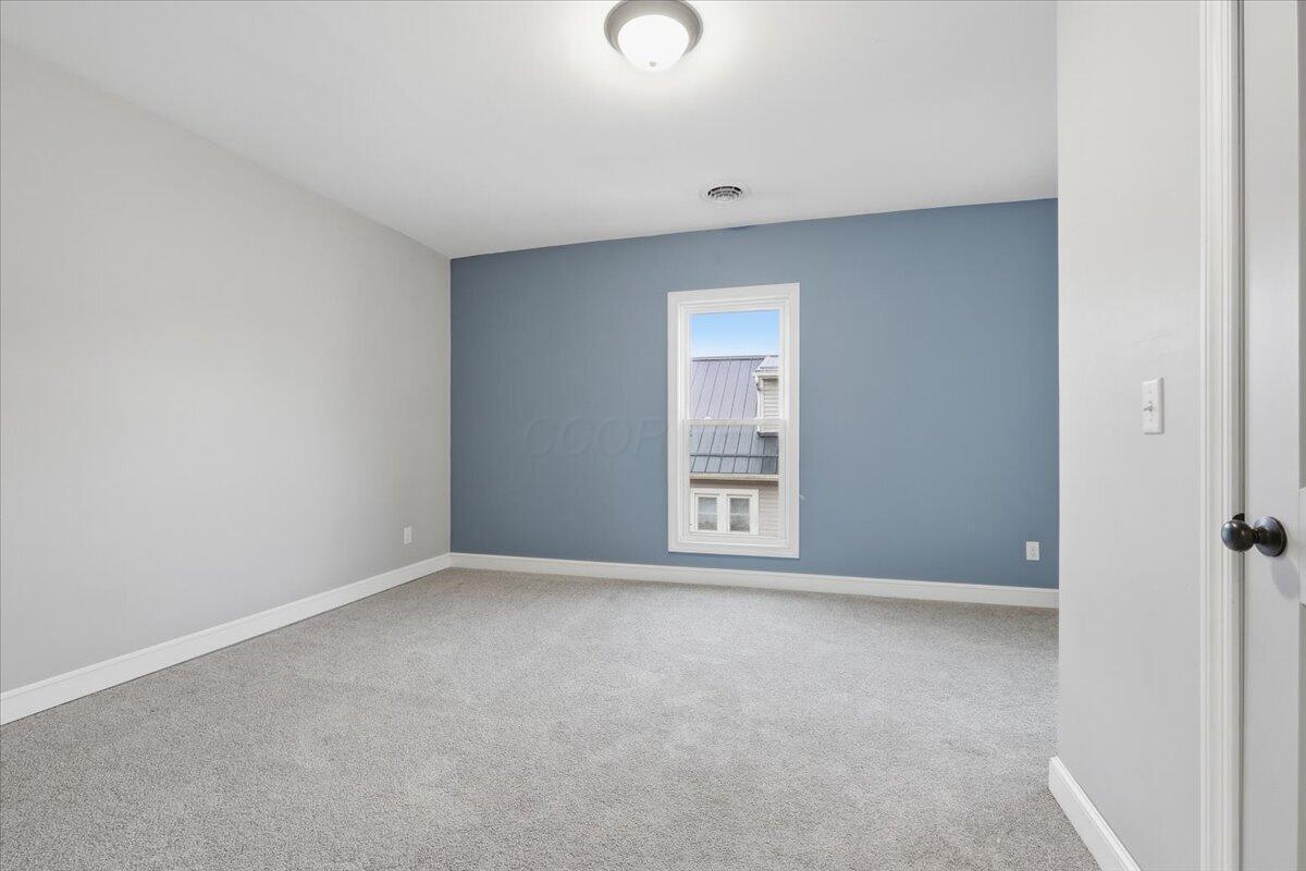 244 Newark Road Property Photo 25