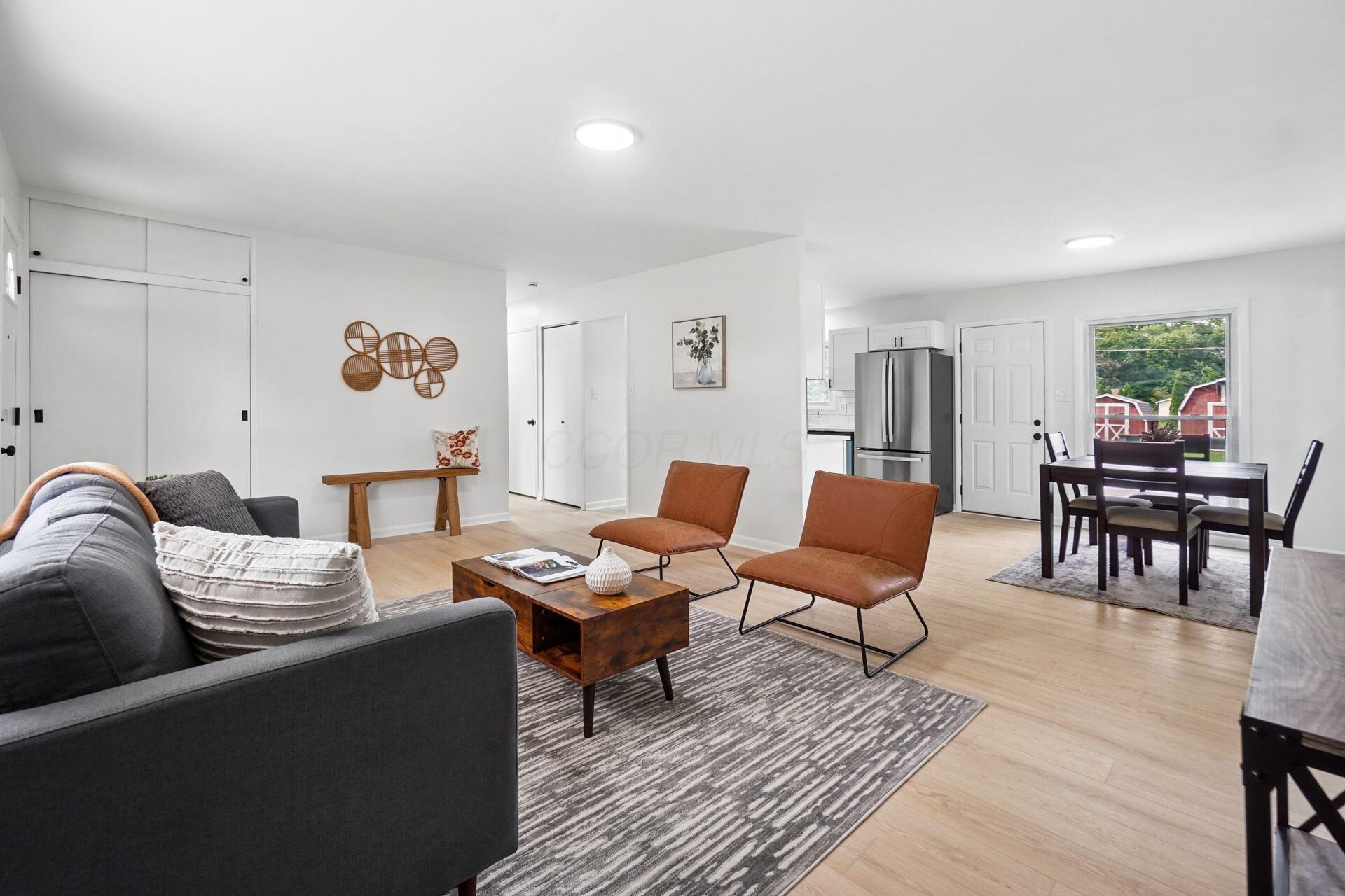 250 Gladys Avenue Property Photo 2