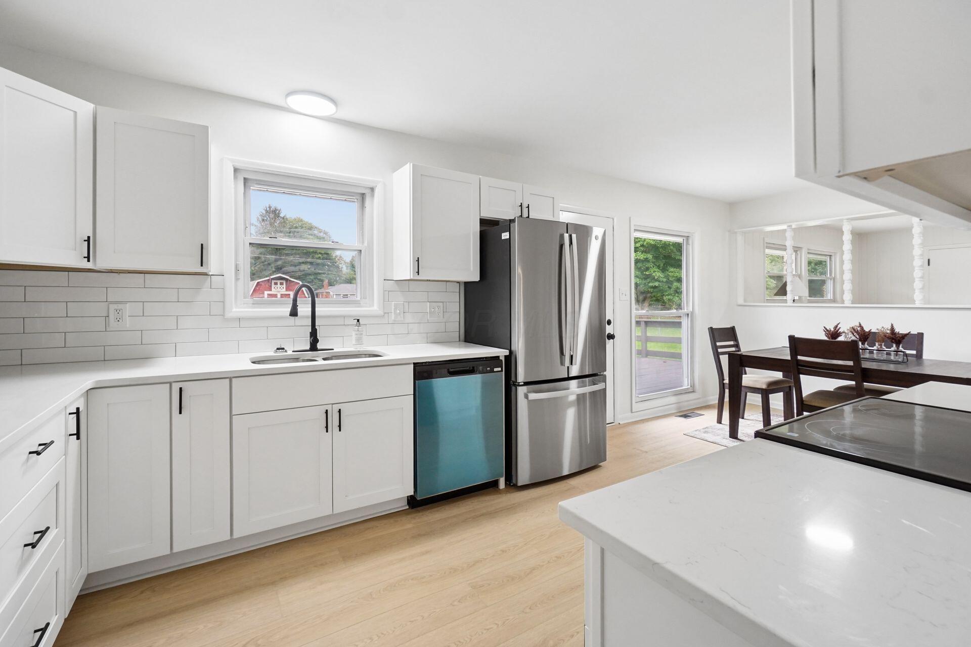 250 Gladys Avenue Property Photo 10