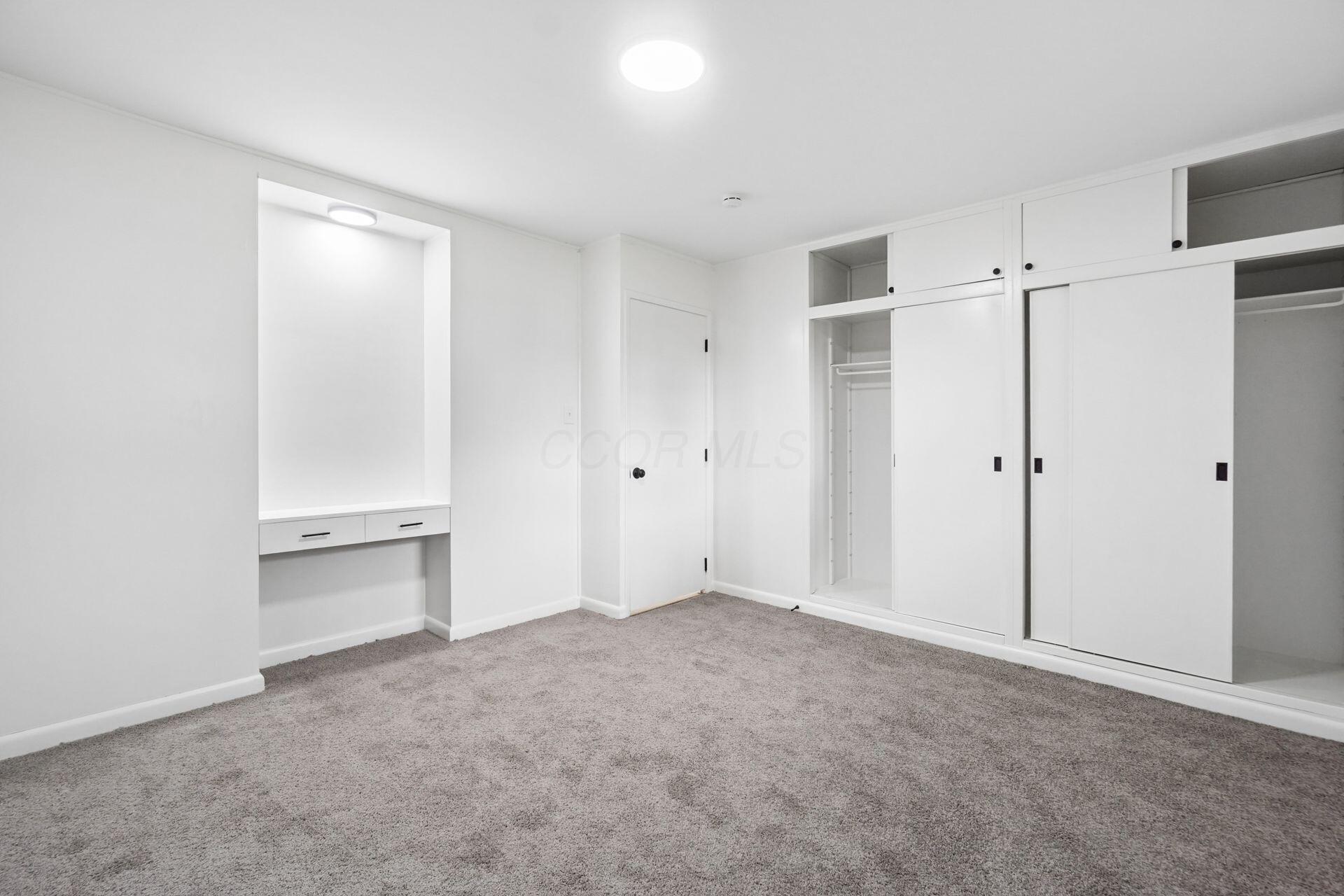 250 Gladys Avenue Property Photo 26