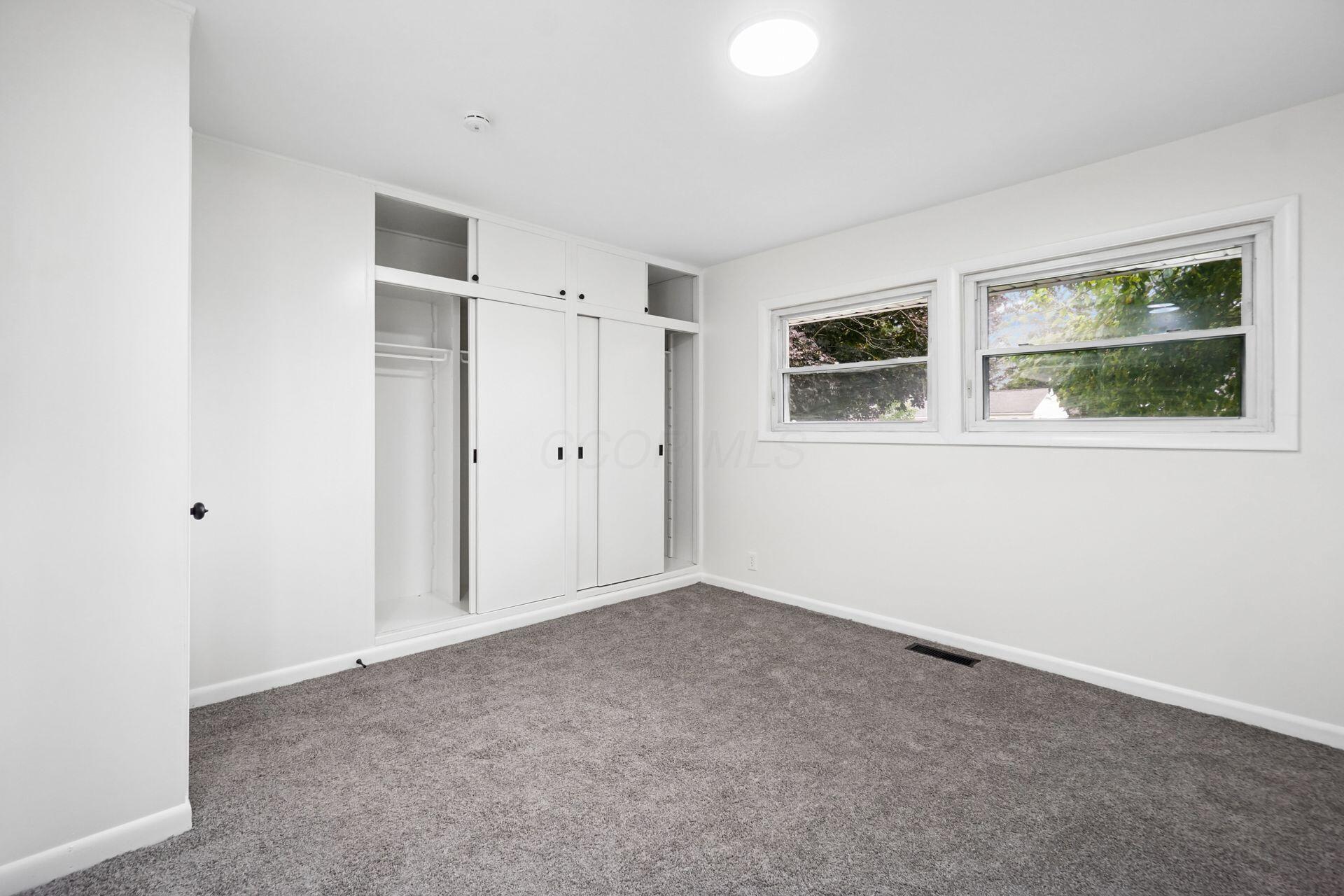 250 Gladys Avenue Property Photo 27