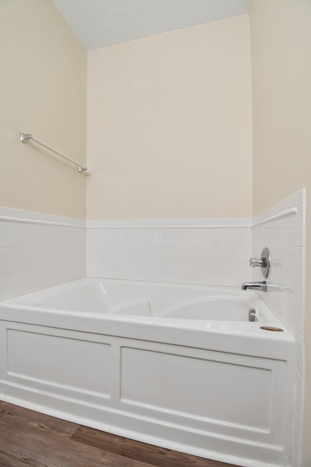 5880 Hickory Brook Way Property Photo 18