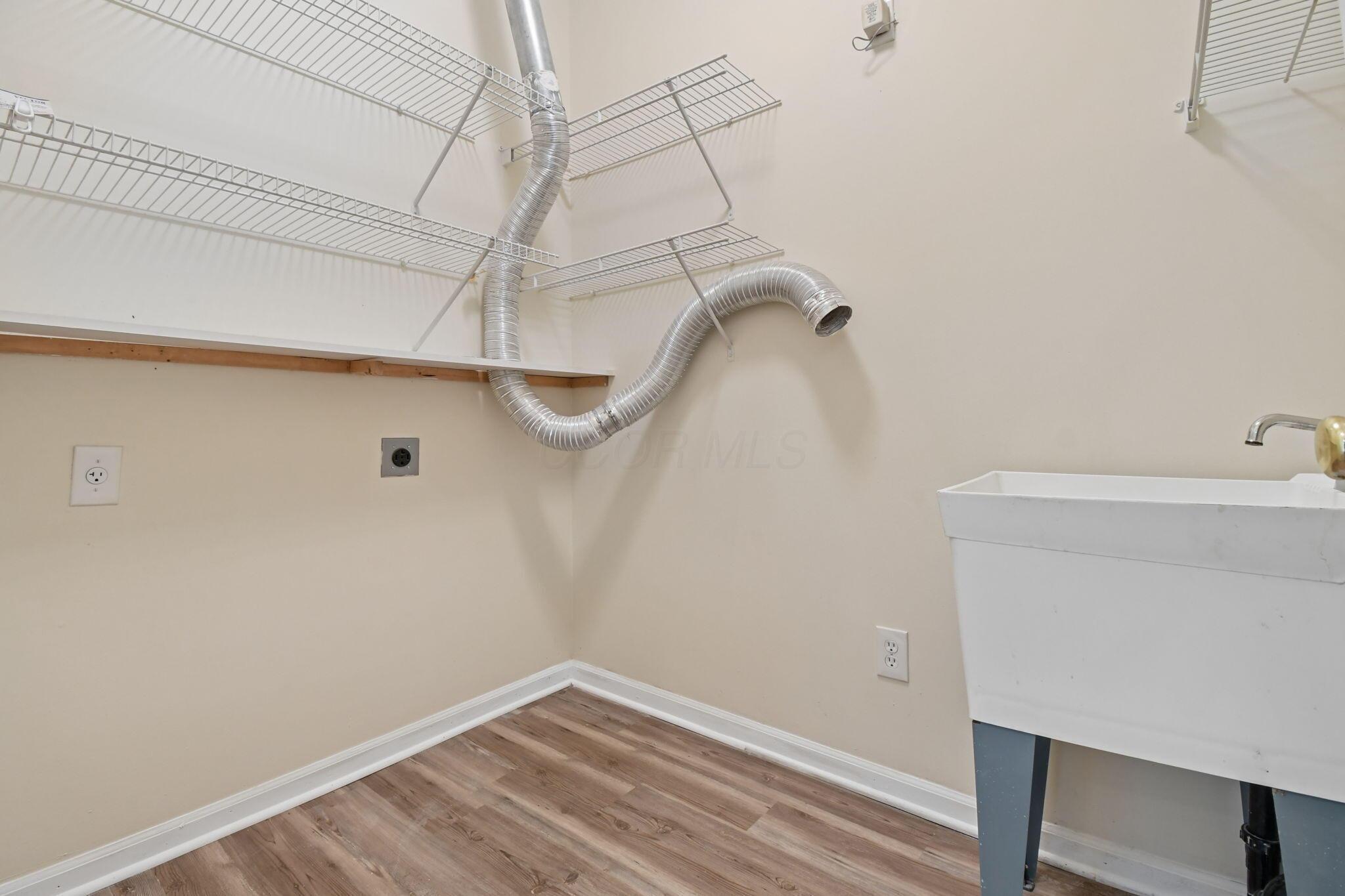 5880 Hickory Brook Way Property Photo 21