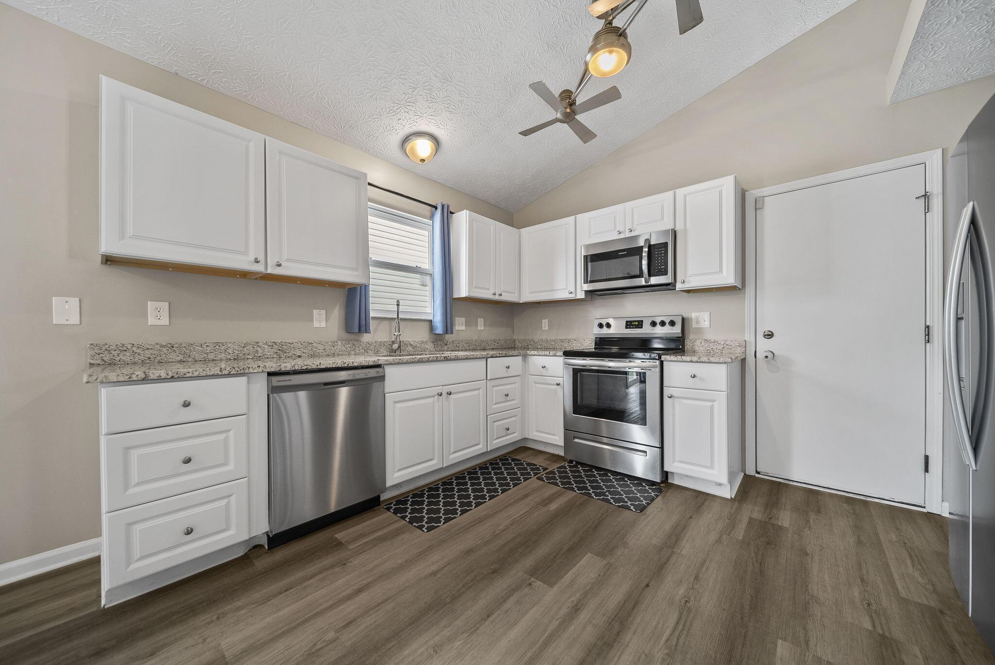 3938 Genteel Drive Property Photo 10