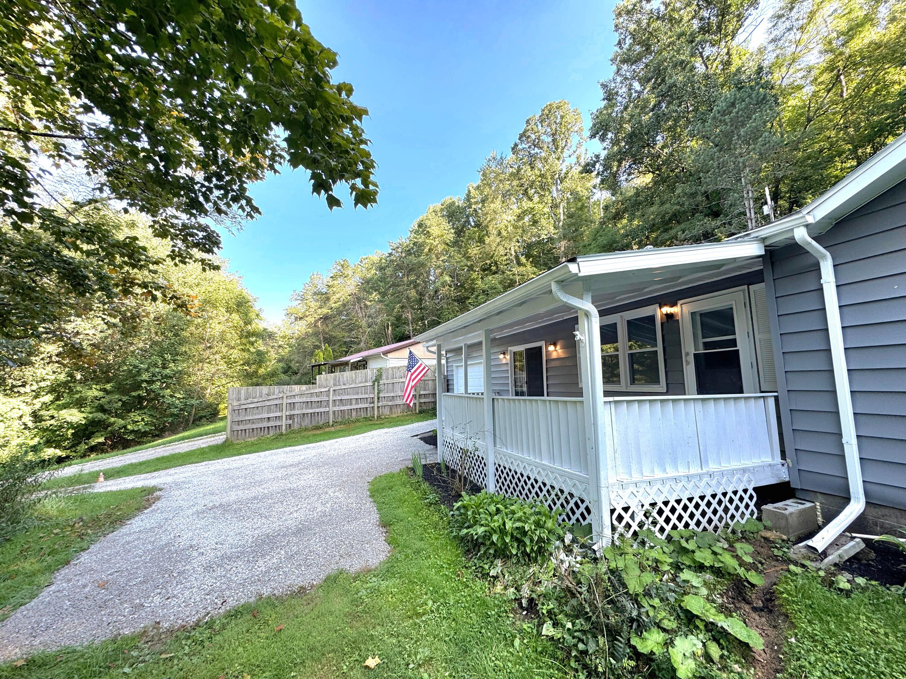 10287 State Route 664 N Property Photo 3