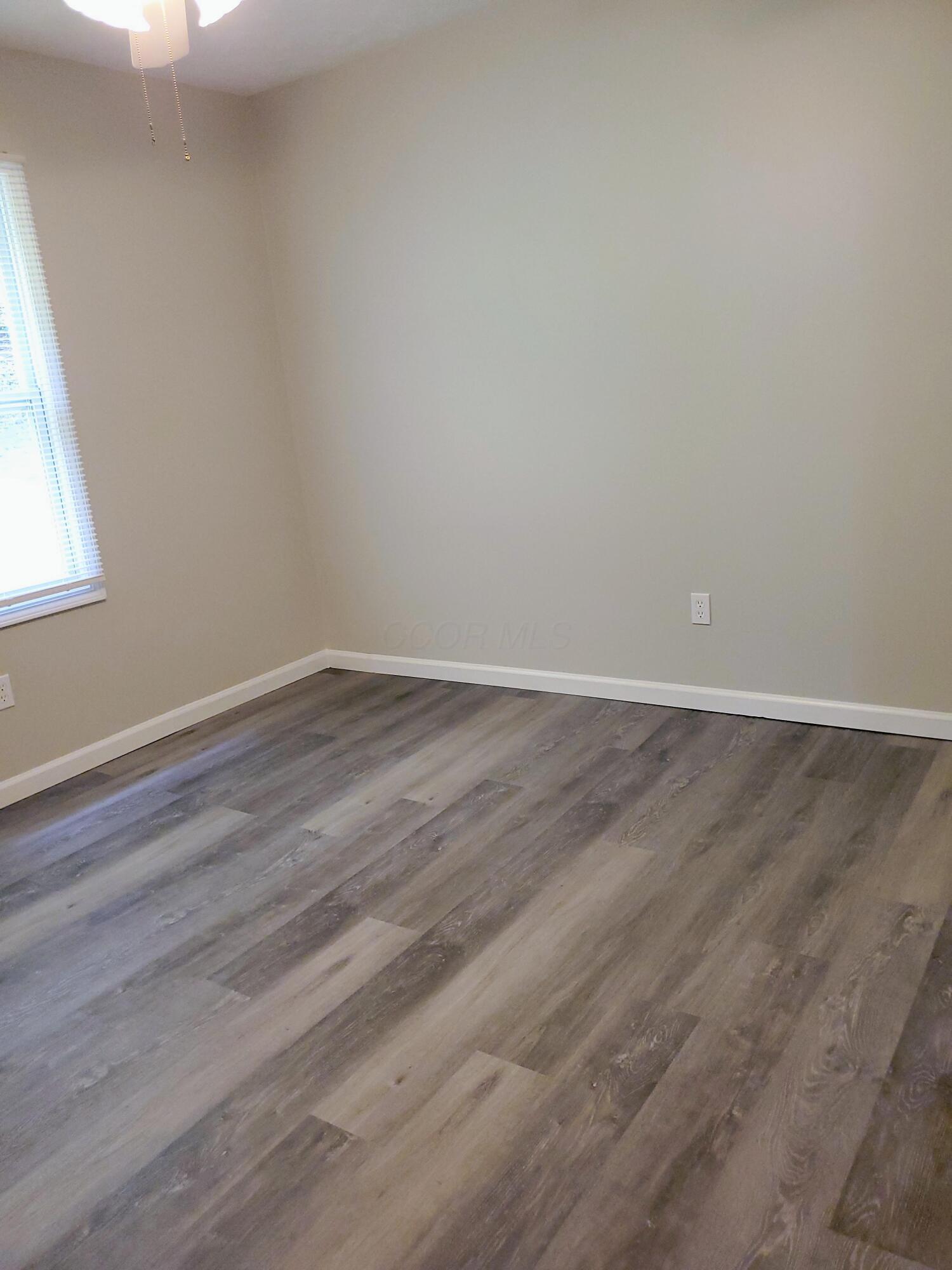 10287 State Route 664 N Property Photo 24