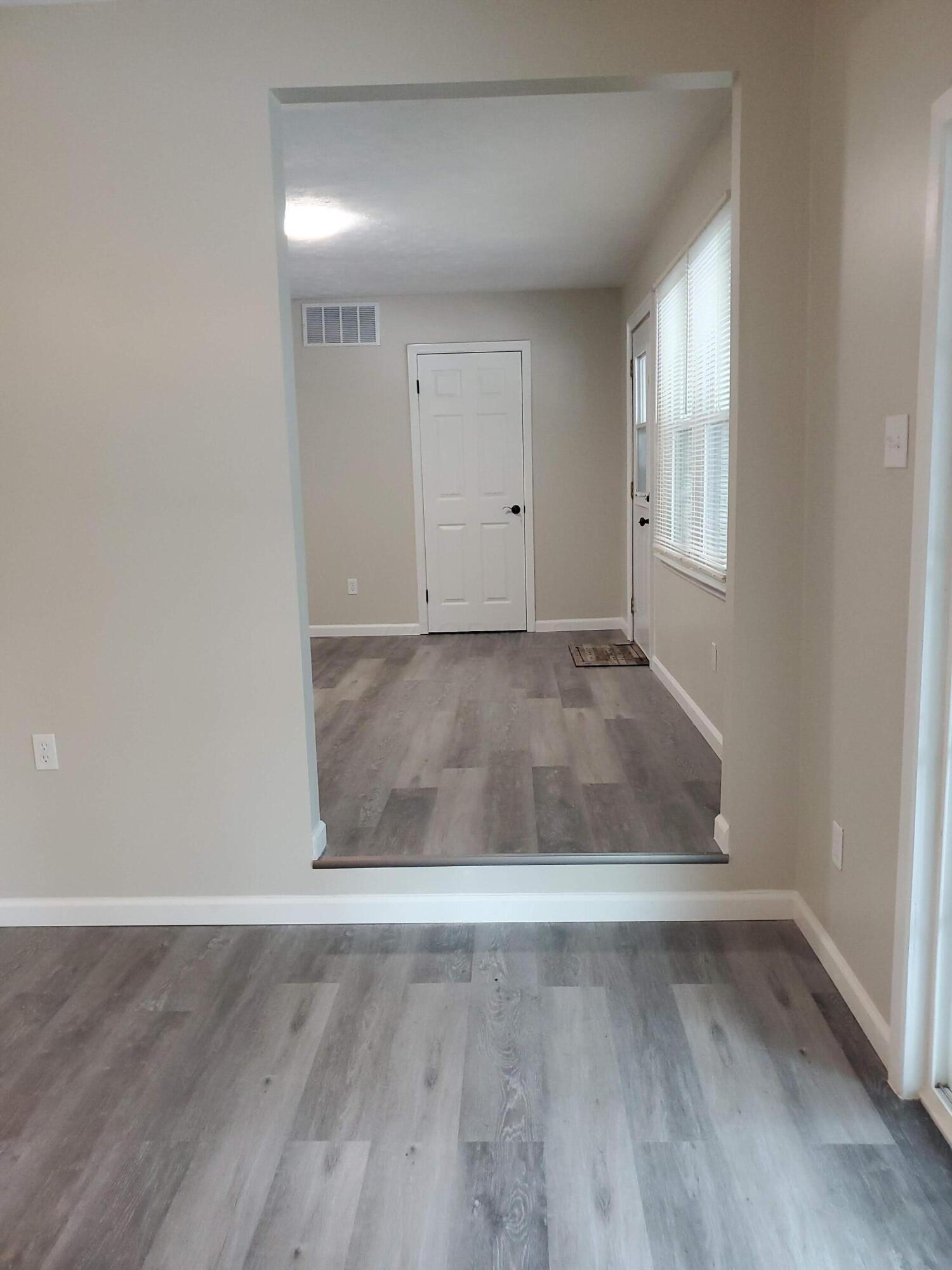 10287 State Route 664 N Property Photo 25