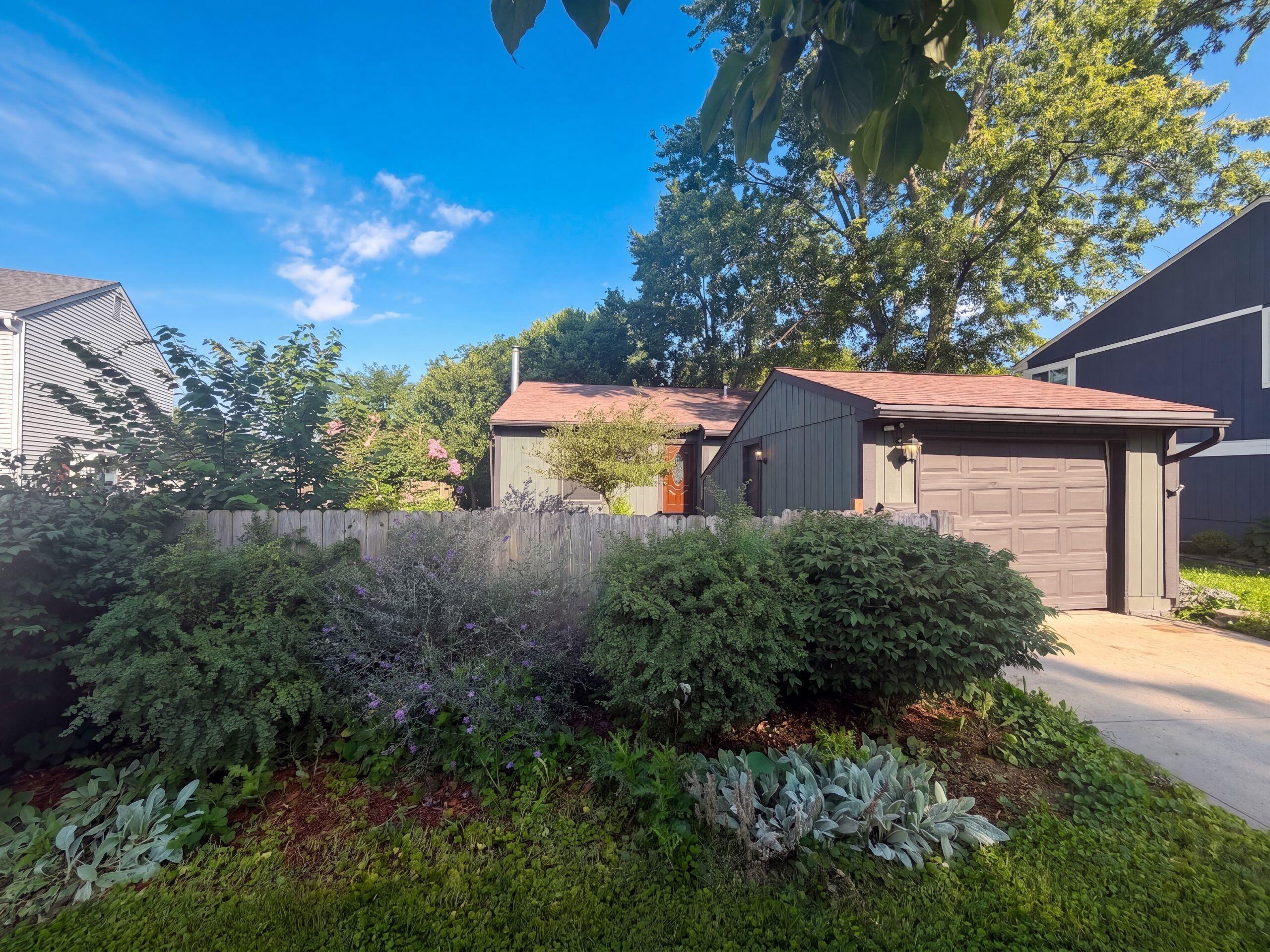6567 Arborg Court Property Photo 1