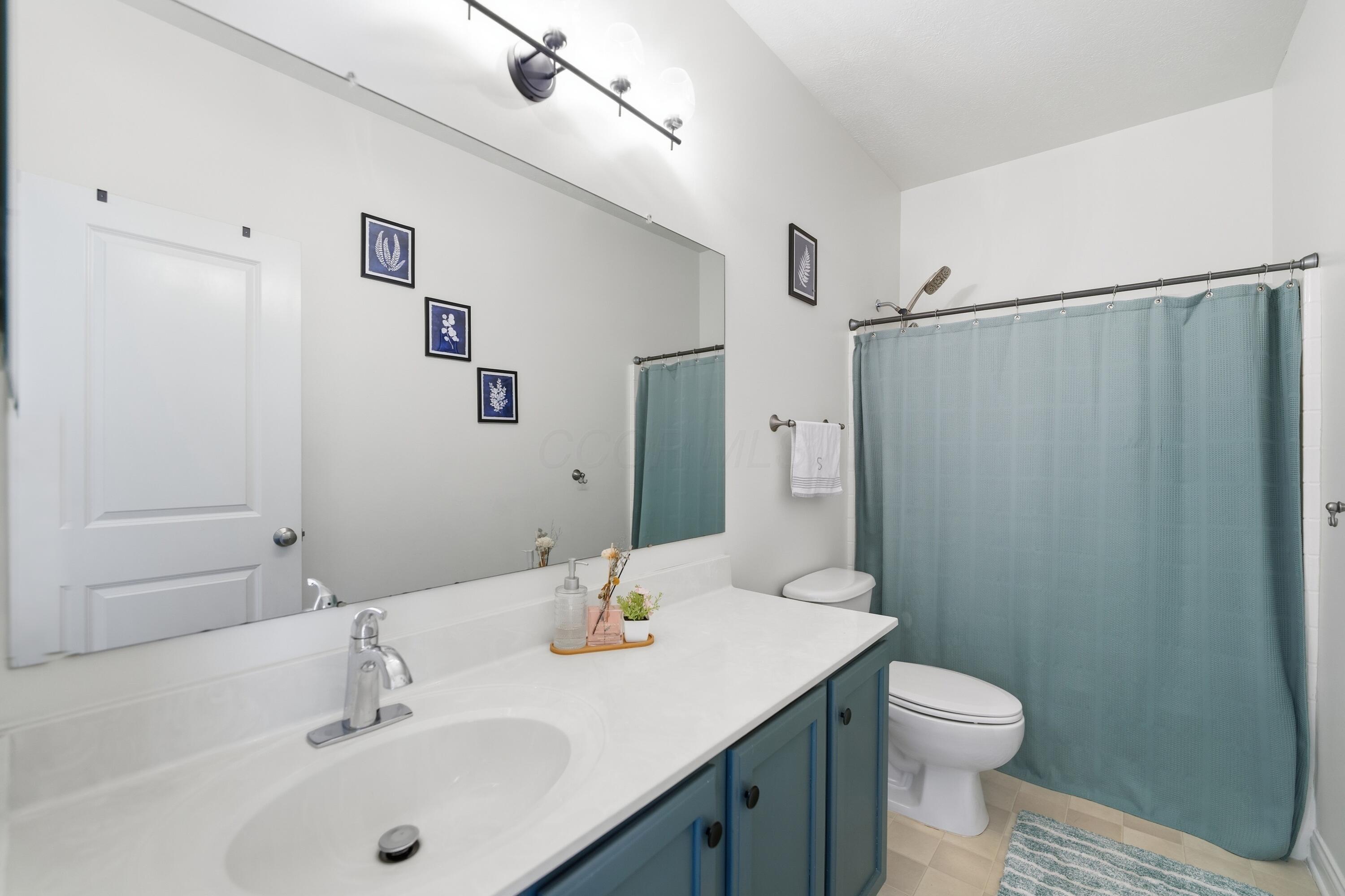 2842 Acarie Drive Property Photo 16