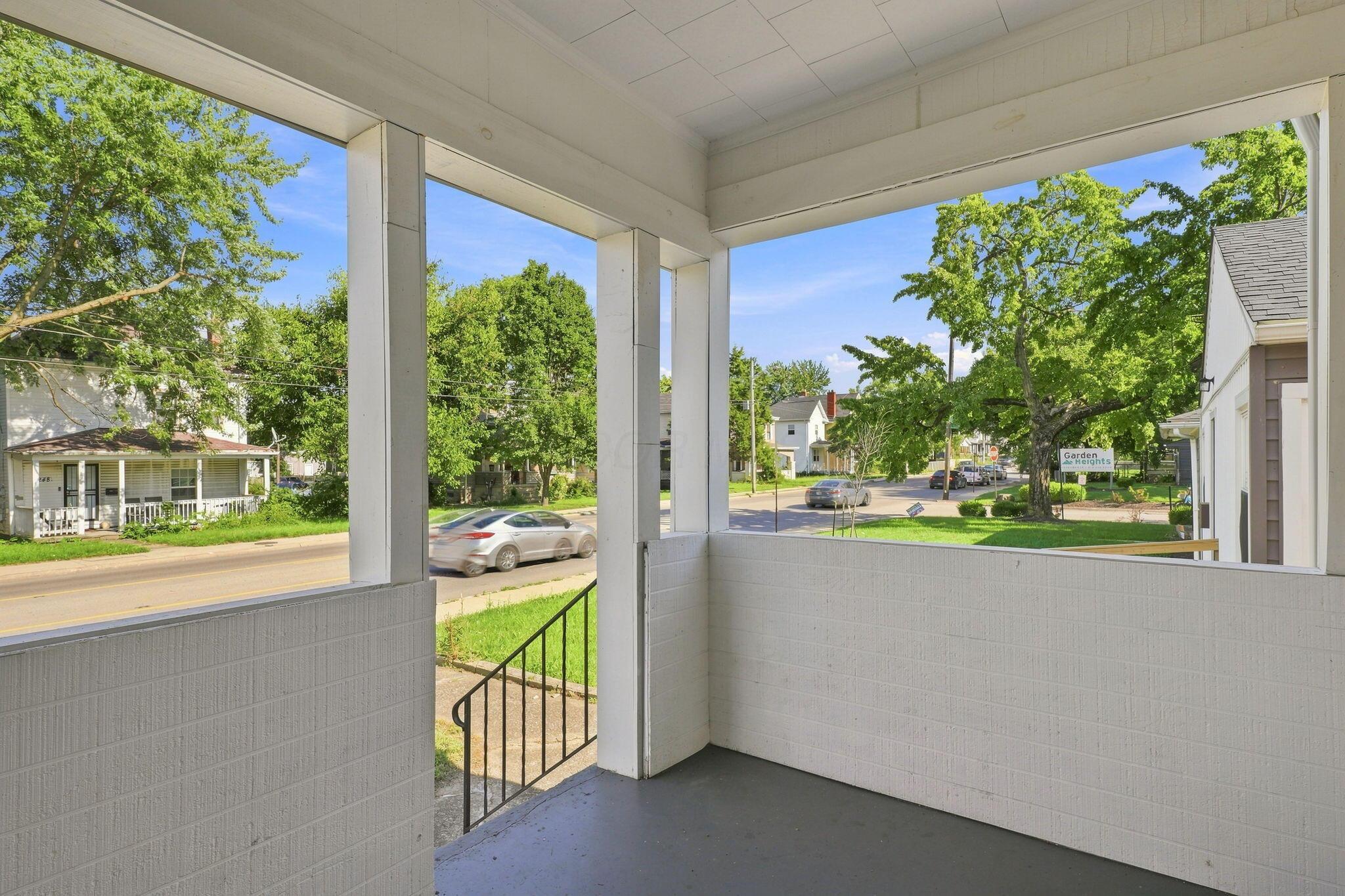 249 S Central Avenue Property Photo 3
