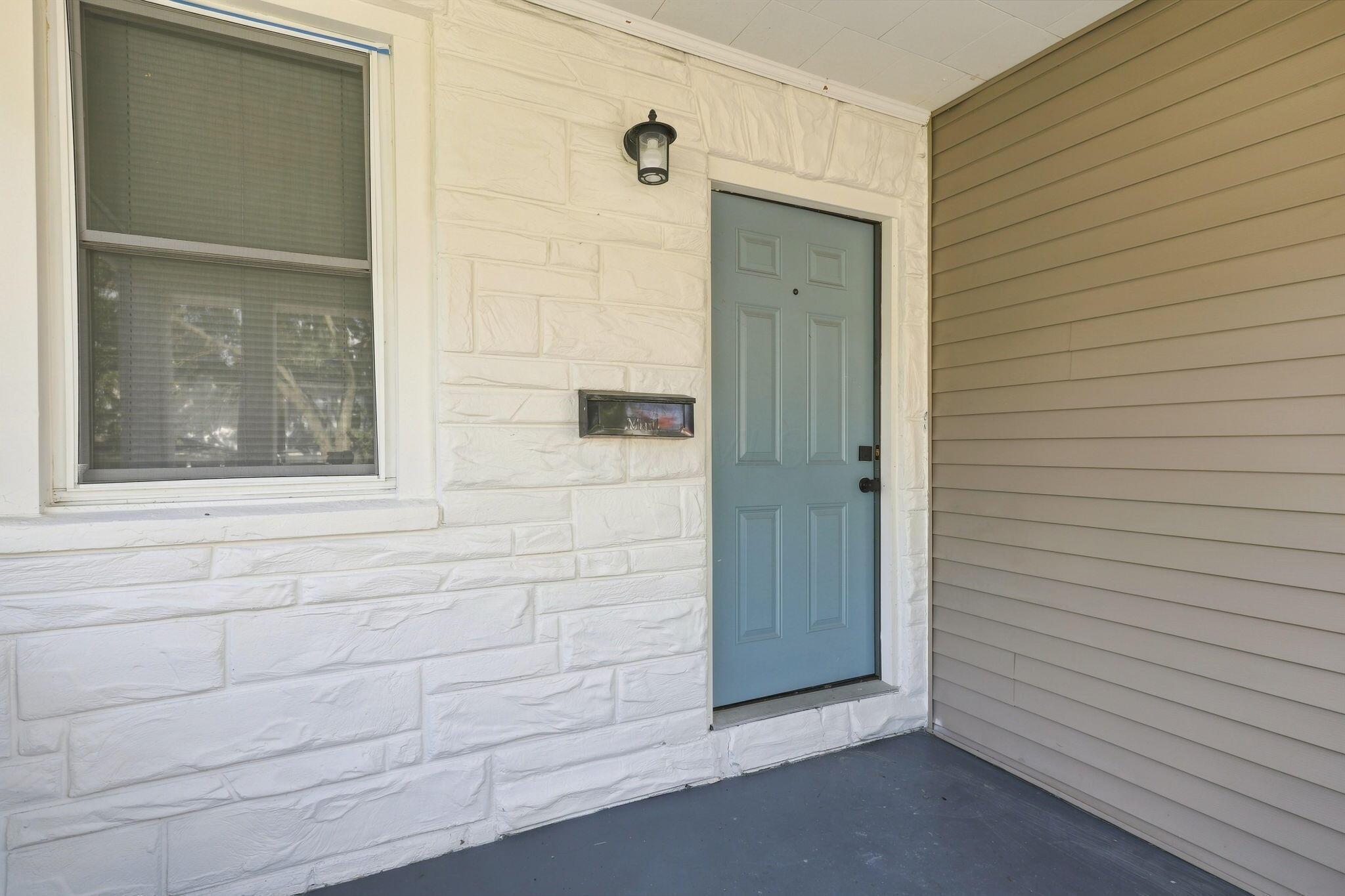 249 S Central Avenue Property Photo 4
