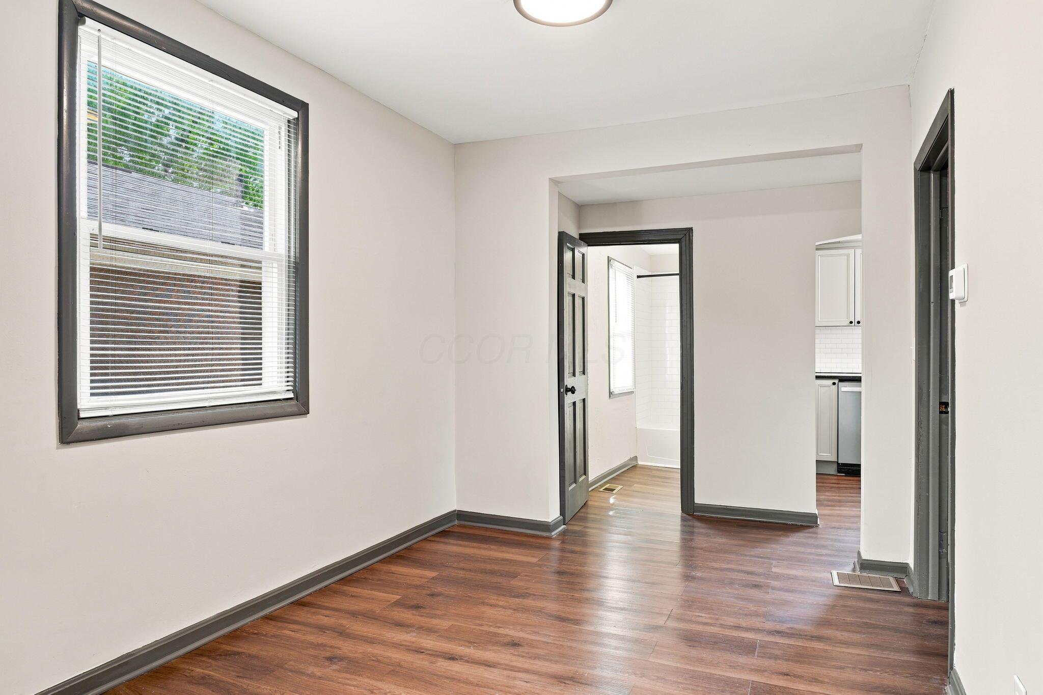 249 S Central Avenue Property Photo 12