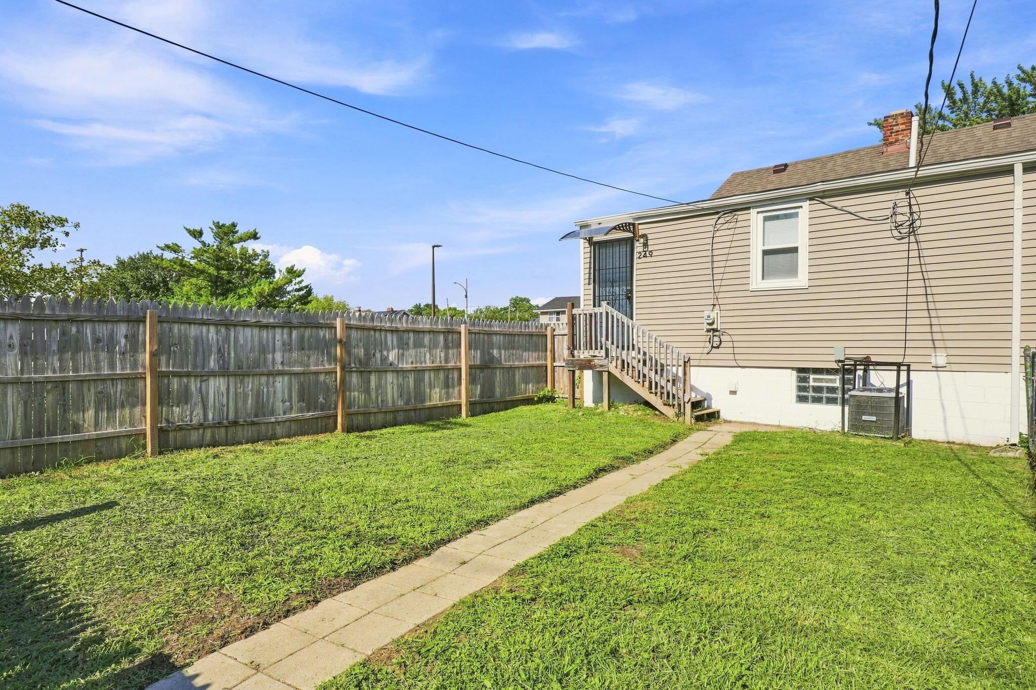 249 S Central Avenue Property Photo 34