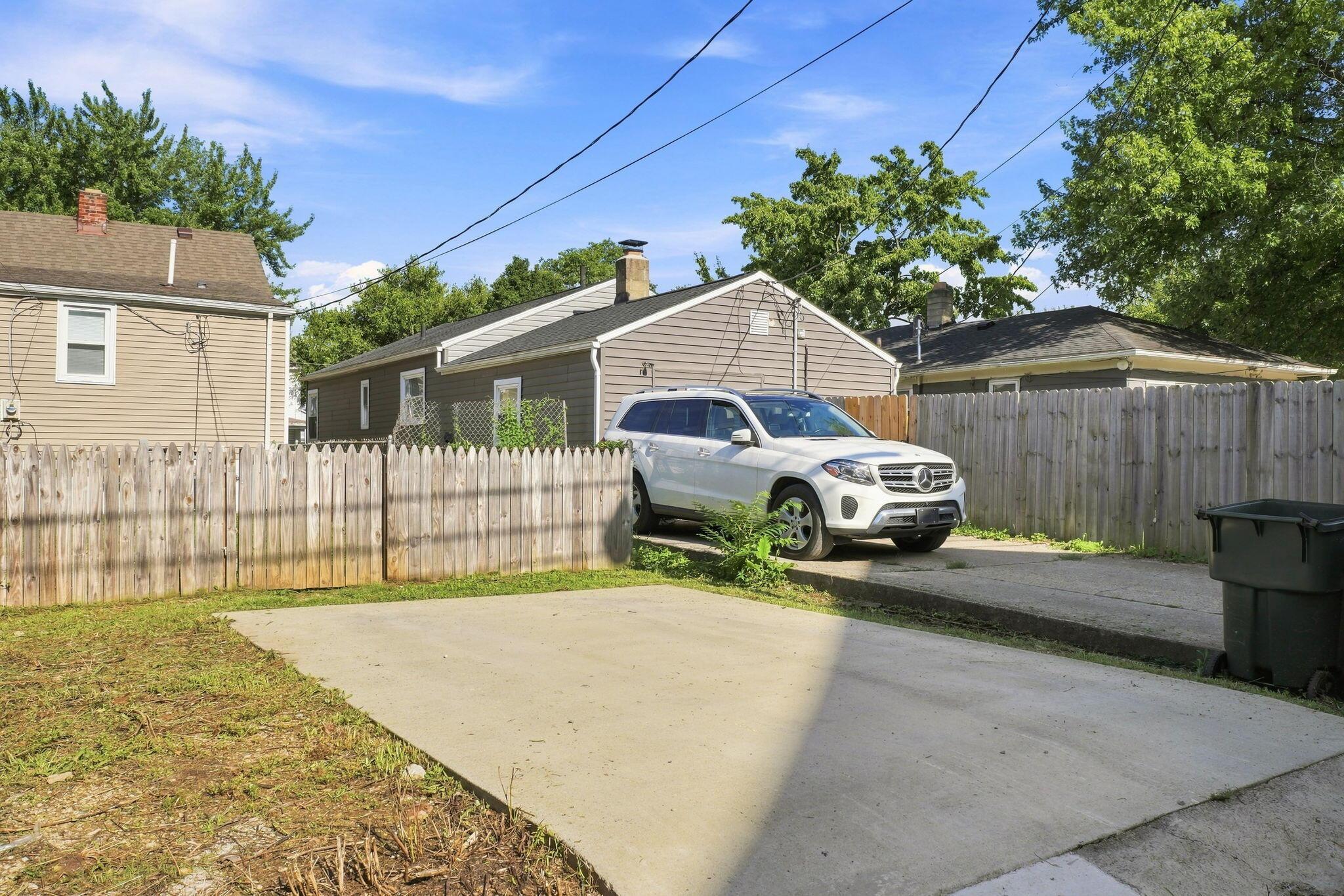 249 S Central Avenue Property Photo 40