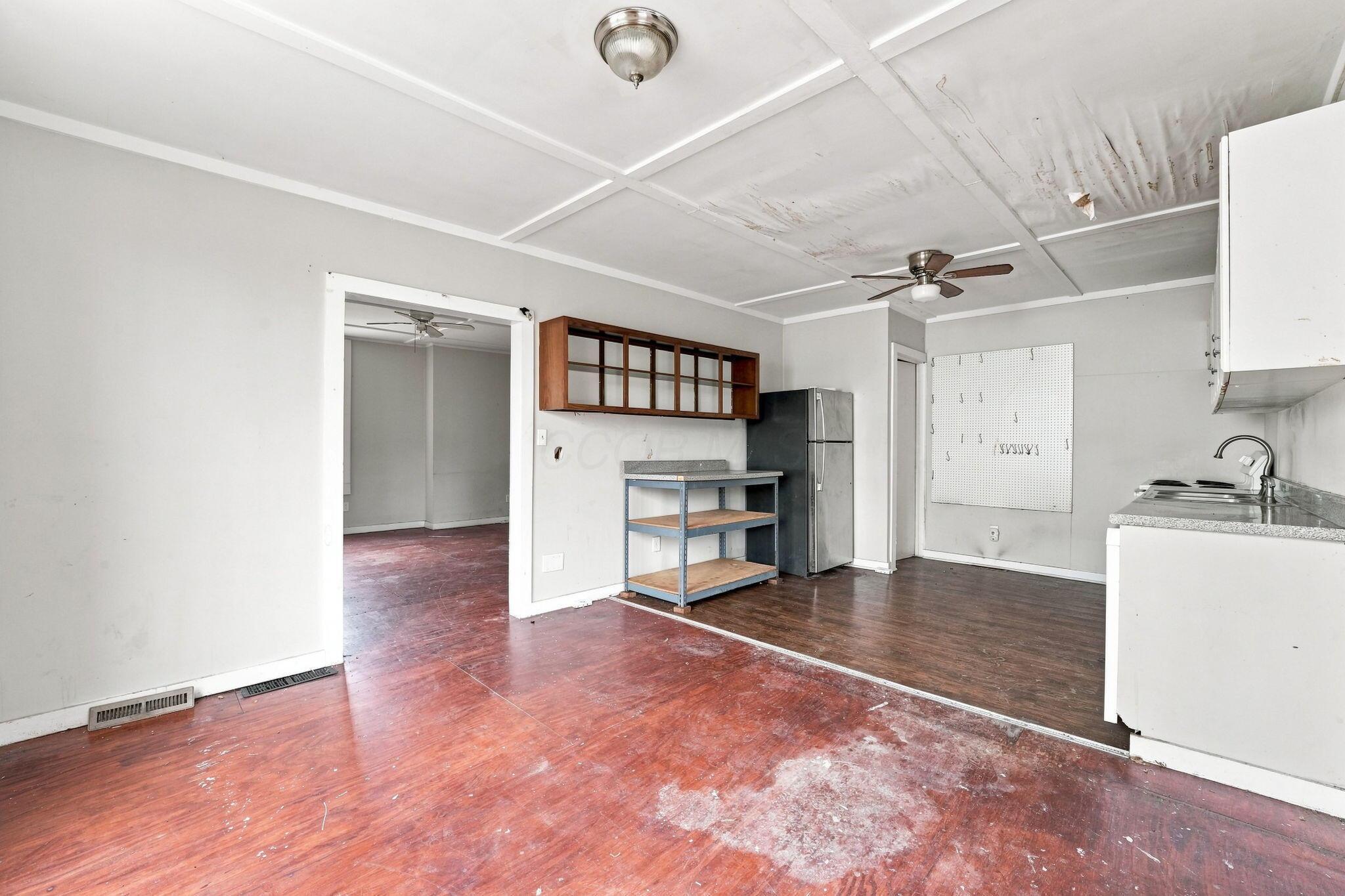 879 Sullivant Avenue Property Photo 15