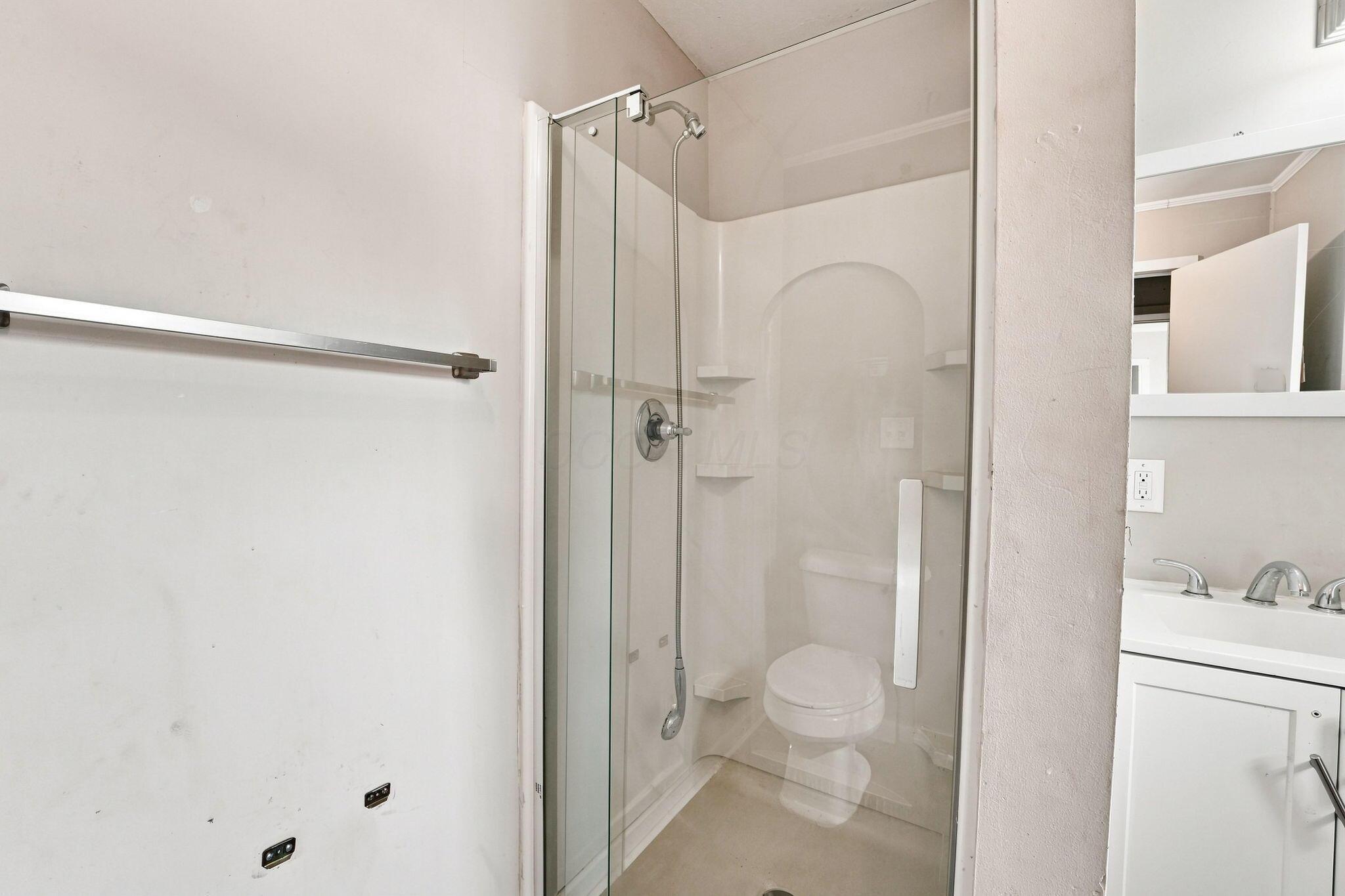 879 Sullivant Avenue Property Photo 18
