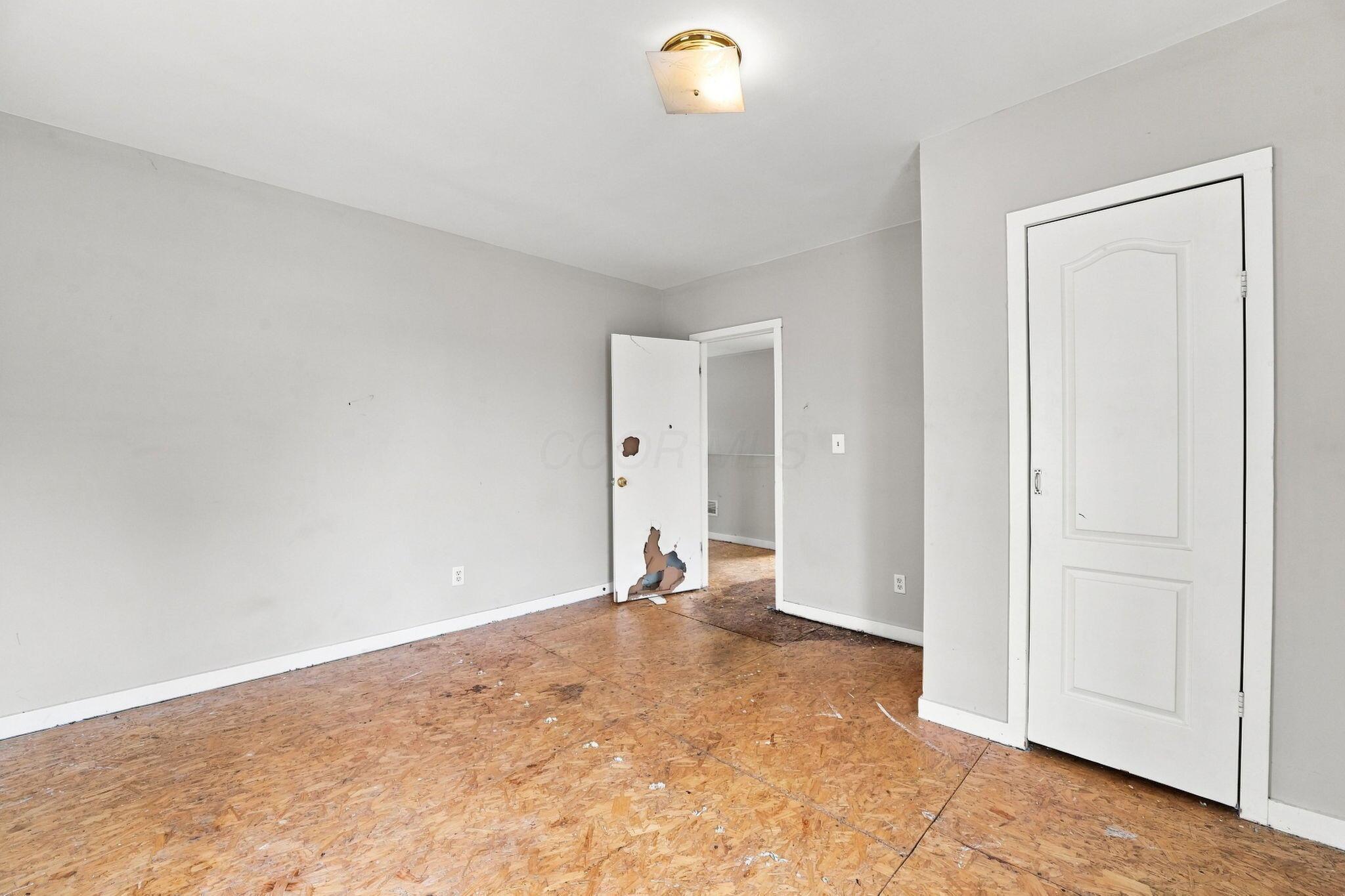 879 Sullivant Avenue Property Photo 23