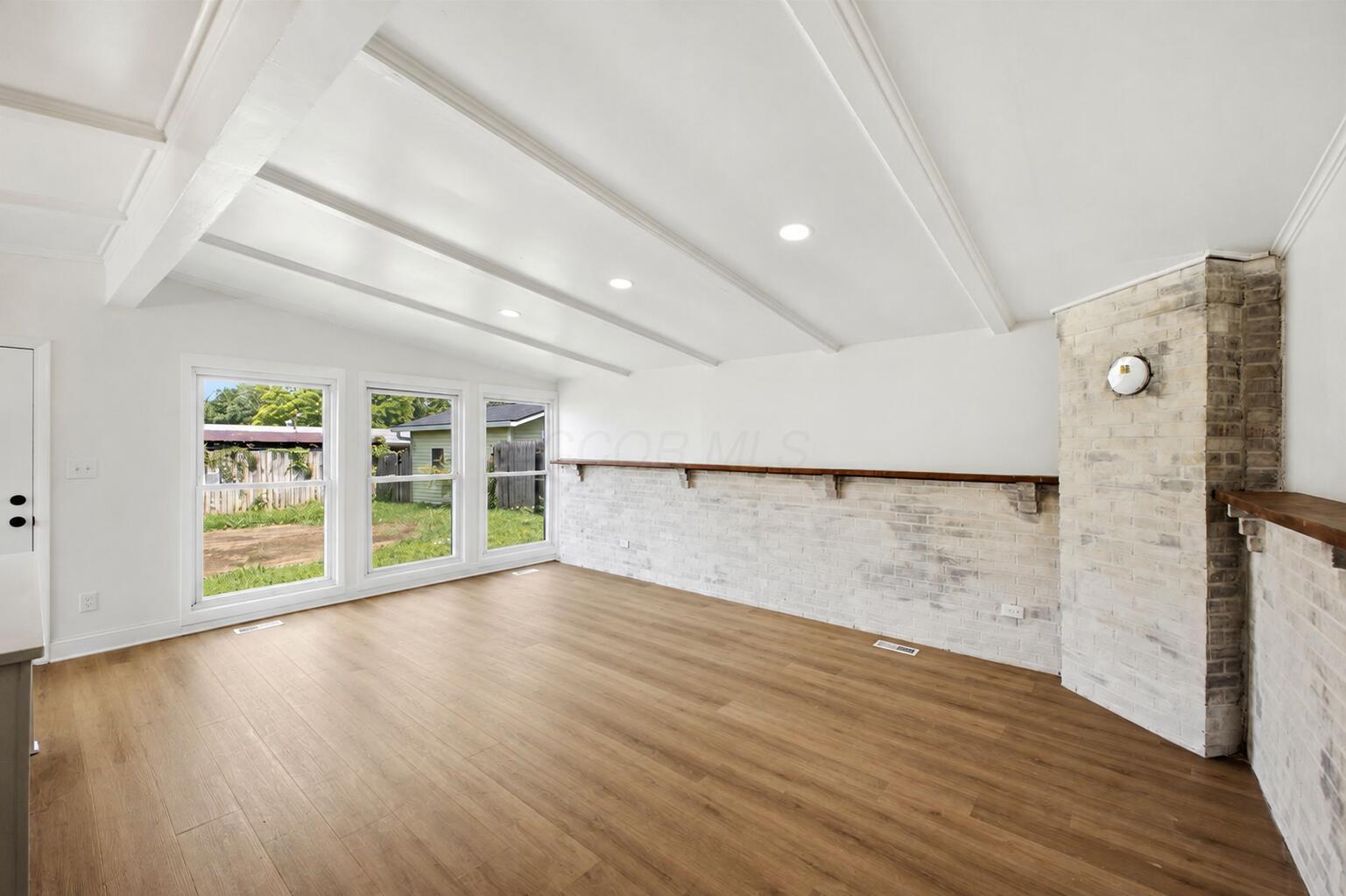 3574 Briggs Road Property Photo 3