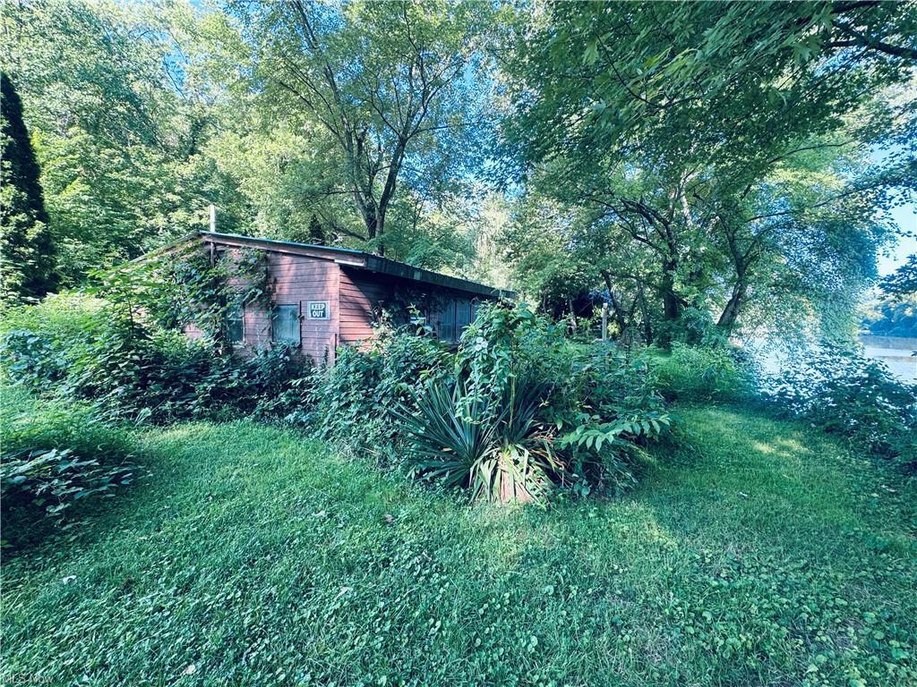 540 S River Road Property Photo 9